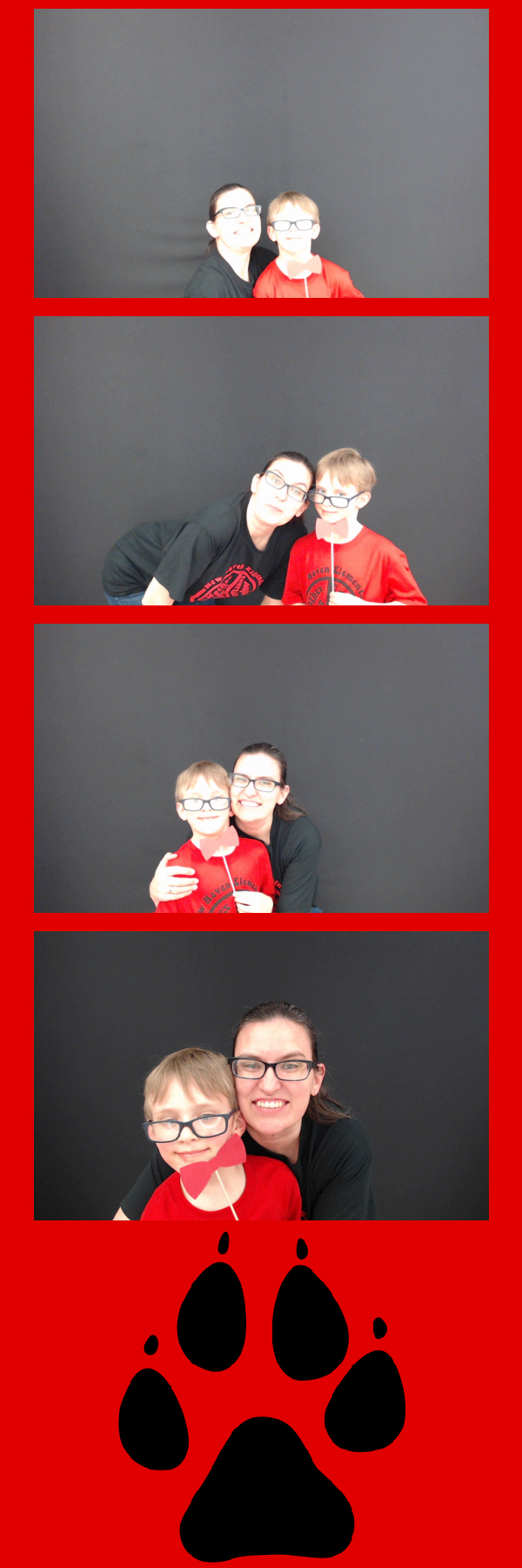 Mother Son Dodgeball 2020 | View more photos from the event at gallery.saycheesephotobooth.com/u/SayCheesePhotoBooth/Mother-Son-Dodgeball-2020