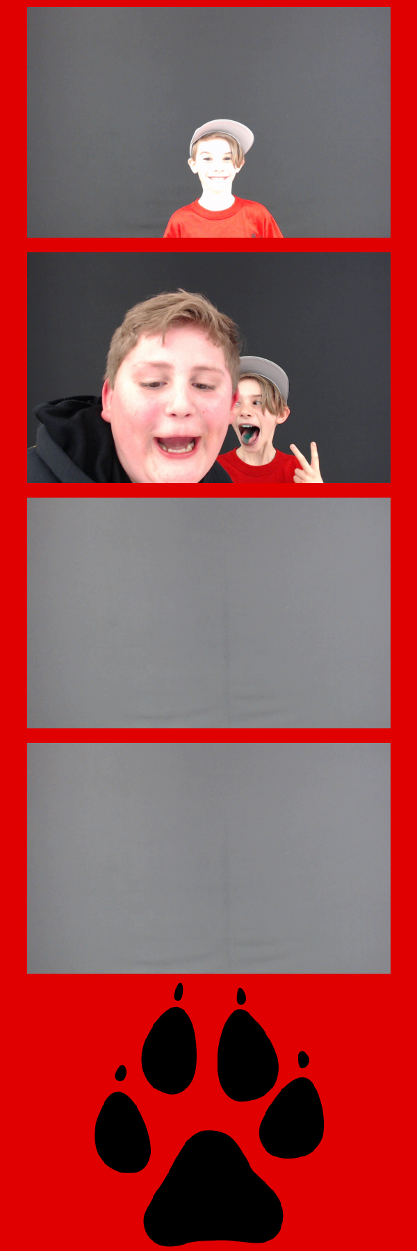 Mother Son Dodgeball 2020 | View more photos from the event at gallery.saycheesephotobooth.com/u/SayCheesePhotoBooth/Mother-Son-Dodgeball-2020