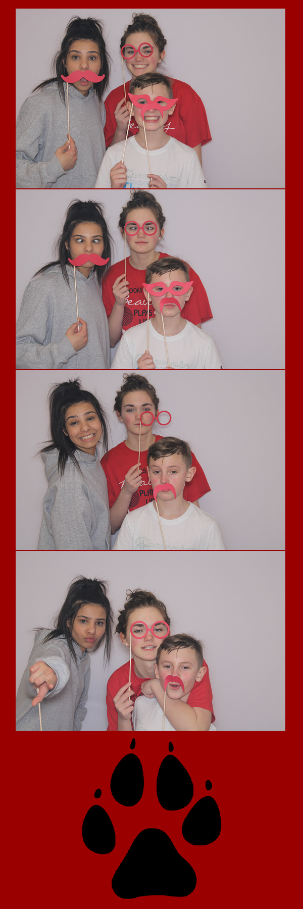 Mother Son Dodgeball 2020 | View more photos from the event at gallery.saycheesephotobooth.com/u/SayCheesePhotoBooth/Mother-Son-Dodgeball-2020