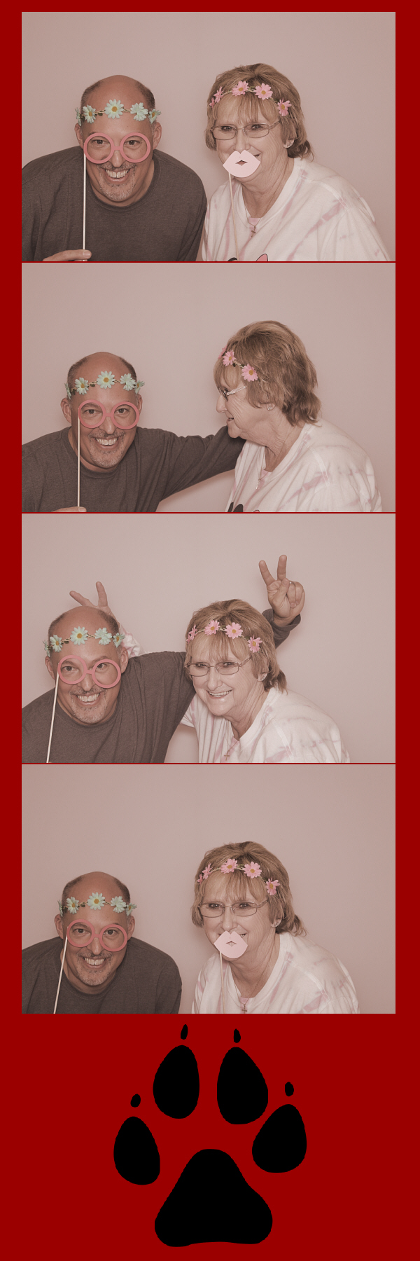 Mother Son Dodgeball 2020 | View more photos from the event at gallery.saycheesephotobooth.com/u/SayCheesePhotoBooth/Mother-Son-Dodgeball-2020