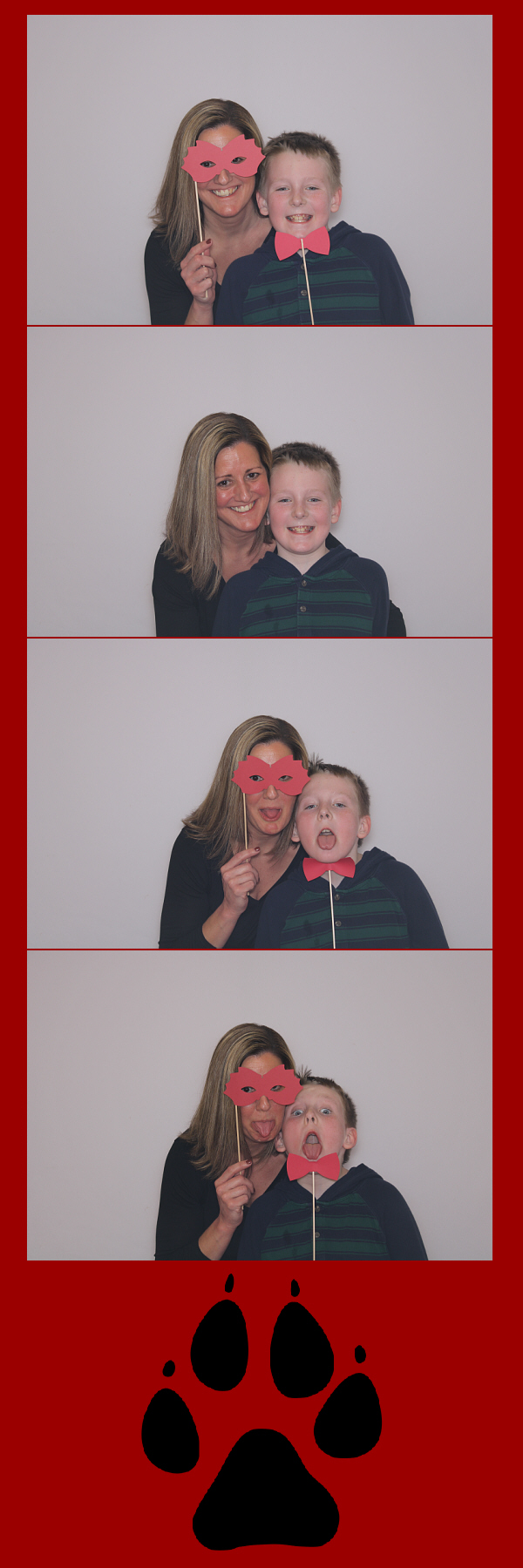 Mother Son Dodgeball 2020 | View more photos from the event at gallery.saycheesephotobooth.com/u/SayCheesePhotoBooth/Mother-Son-Dodgeball-2020