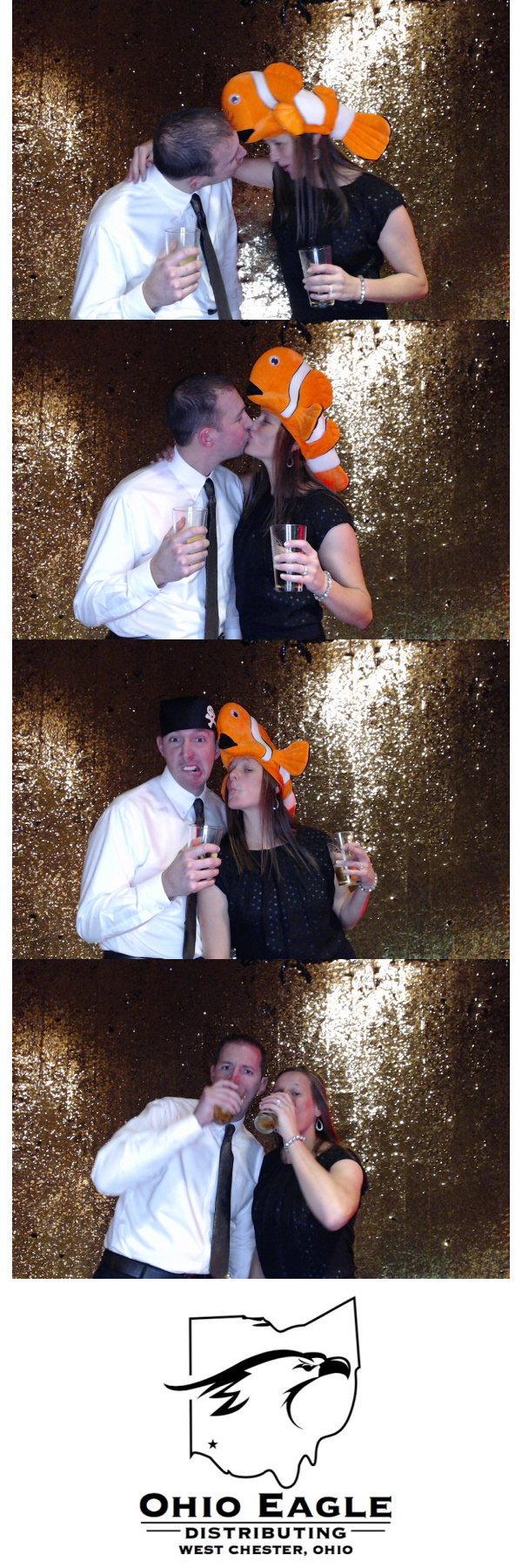 Ohio Eagle Distributing Holiday Party  | View more photos from the event at gallery.saycheesephotobooth.com/u/SayCheesePhotoBooth/Ohio-Eagle-Distributing-Holiday-Party