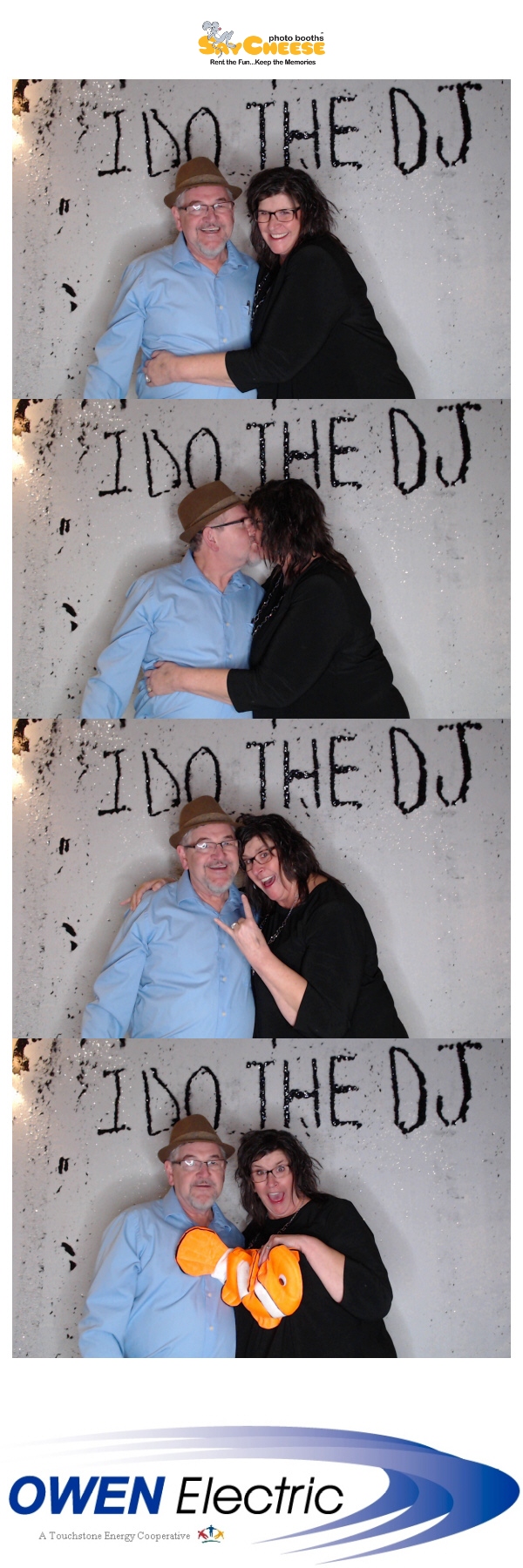 Owen Electric   | View more photos from the event at gallery.saycheesephotobooth.com/u/SayCheesePhotoBooth/Owen-Electric