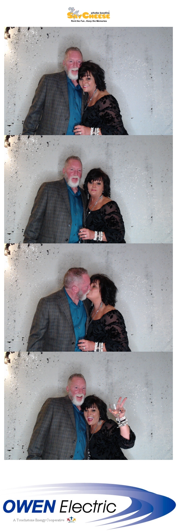 Owen Electric   | View more photos from the event at gallery.saycheesephotobooth.com/u/SayCheesePhotoBooth/Owen-Electric