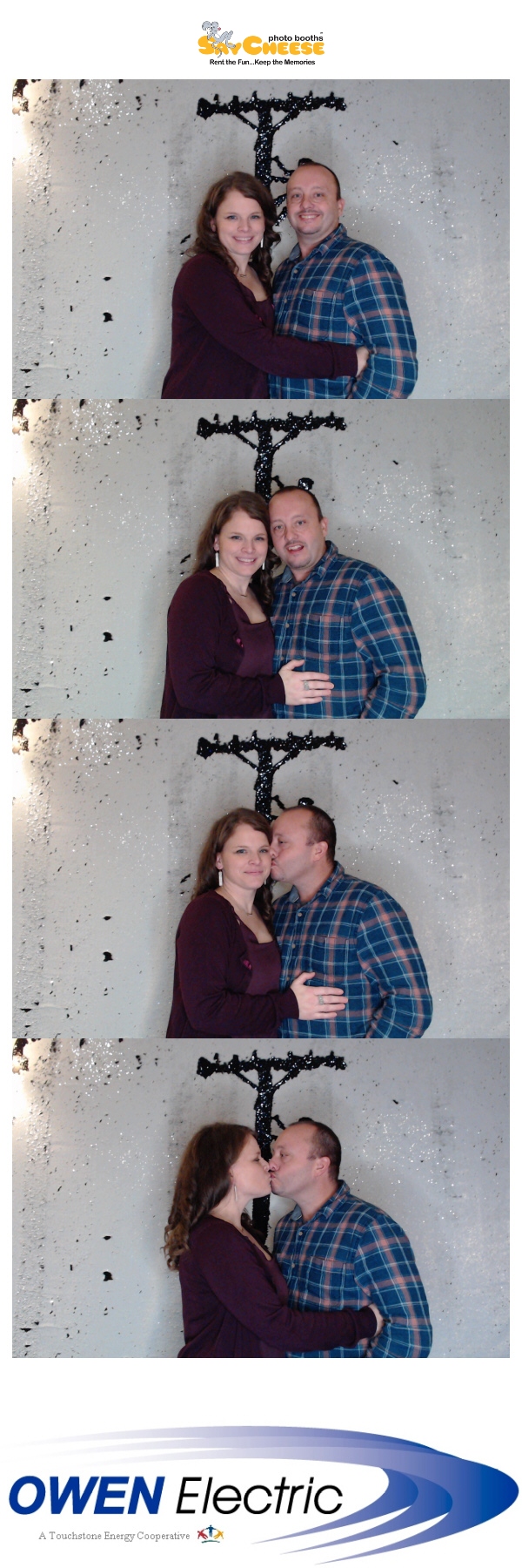 Owen Electric   | View more photos from the event at gallery.saycheesephotobooth.com/u/SayCheesePhotoBooth/Owen-Electric