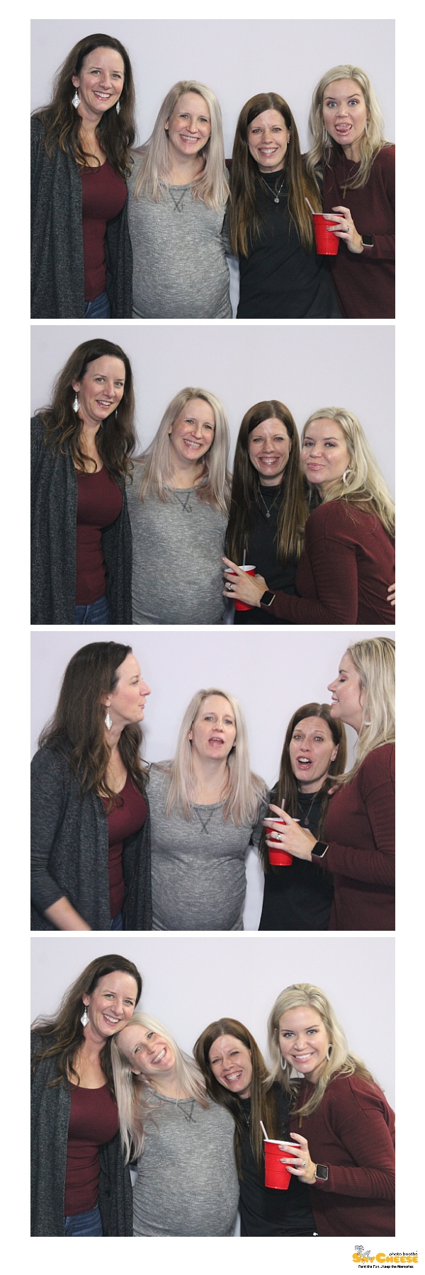 St. Elizabeth Holiday Party  | View more photos from the event at gallery.saycheesephotobooth.com/u/SayCheesePhotoBooth/St-Elizabeth-Holiday-Party