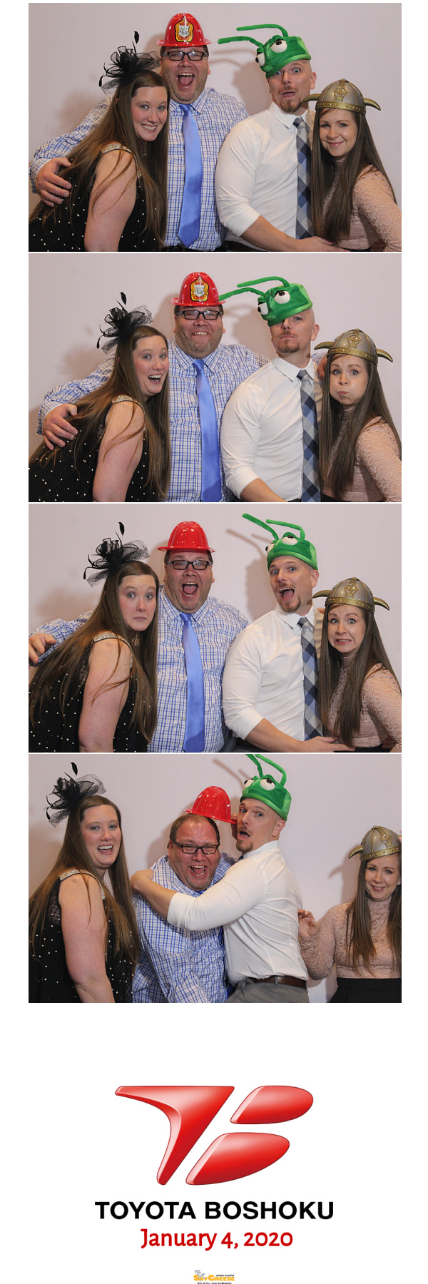 Toyota Boshoku Holiday Party  | View more photos from the event at gallery.saycheesephotobooth.com/u/SayCheesePhotoBooth/Toyota-Boshoku-Holiday-Party