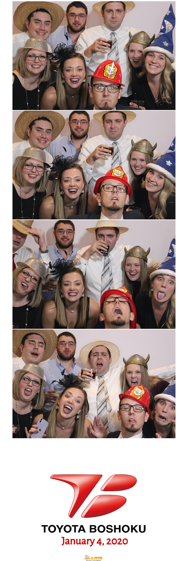 Toyota Boshoku Holiday Party  | View more photos from the event at gallery.saycheesephotobooth.com/u/SayCheesePhotoBooth/Toyota-Boshoku-Holiday-Party