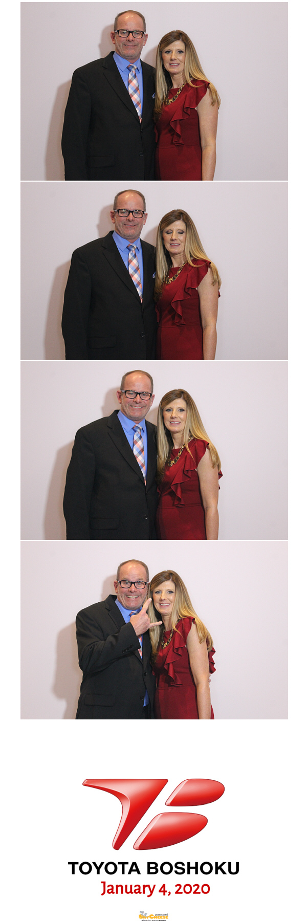 Toyota Boshoku Holiday Party  | View more photos from the event at gallery.saycheesephotobooth.com/u/SayCheesePhotoBooth/Toyota-Boshoku-Holiday-Party