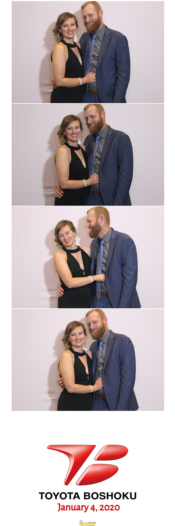 Toyota Boshoku Holiday Party  | View more photos from the event at gallery.saycheesephotobooth.com/u/SayCheesePhotoBooth/Toyota-Boshoku-Holiday-Party