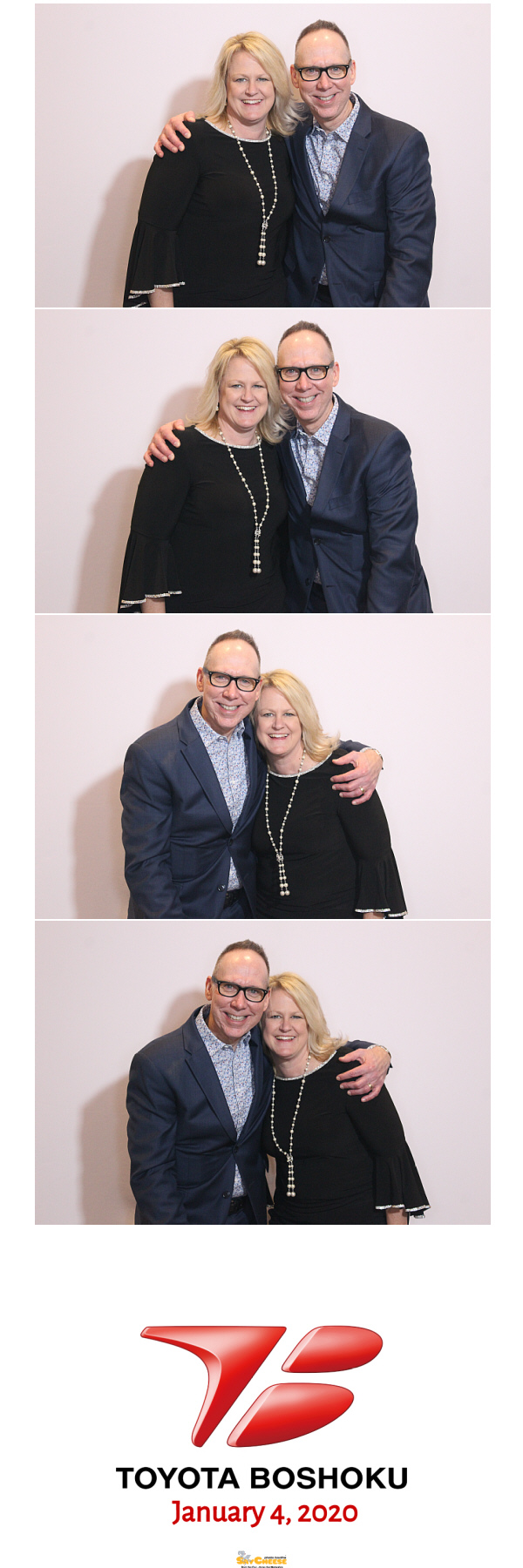 Toyota Boshoku Holiday Party  | View more photos from the event at gallery.saycheesephotobooth.com/u/SayCheesePhotoBooth/Toyota-Boshoku-Holiday-Party