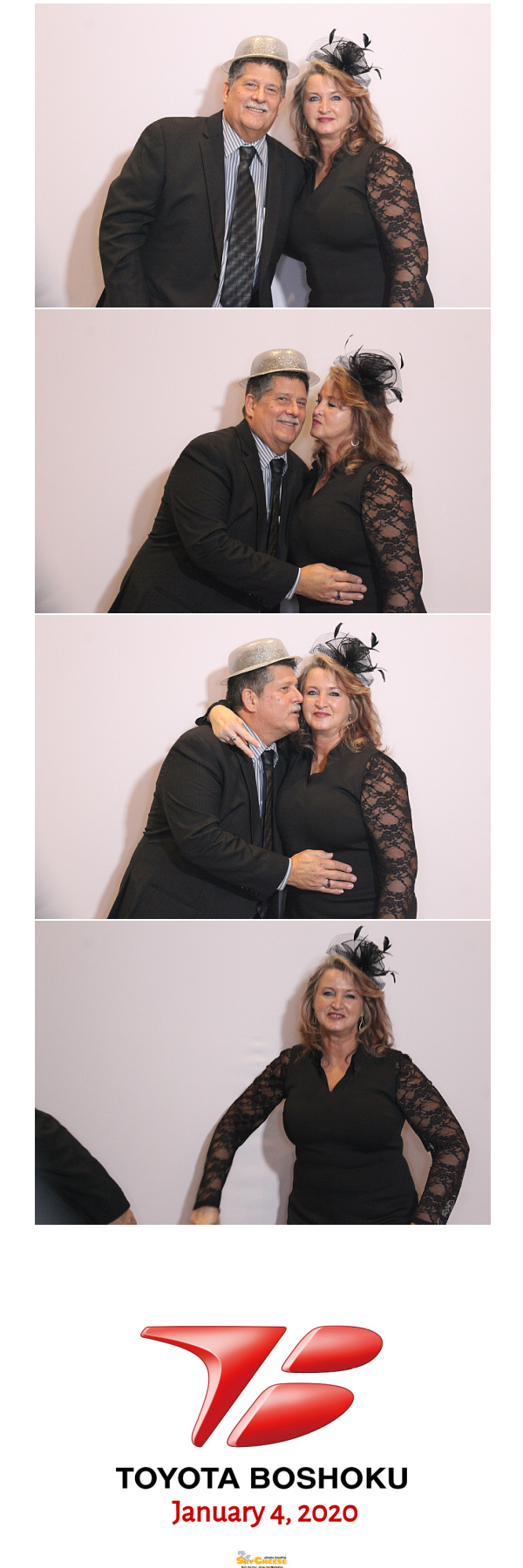 Toyota Boshoku Holiday Party  | View more photos from the event at gallery.saycheesephotobooth.com/u/SayCheesePhotoBooth/Toyota-Boshoku-Holiday-Party
