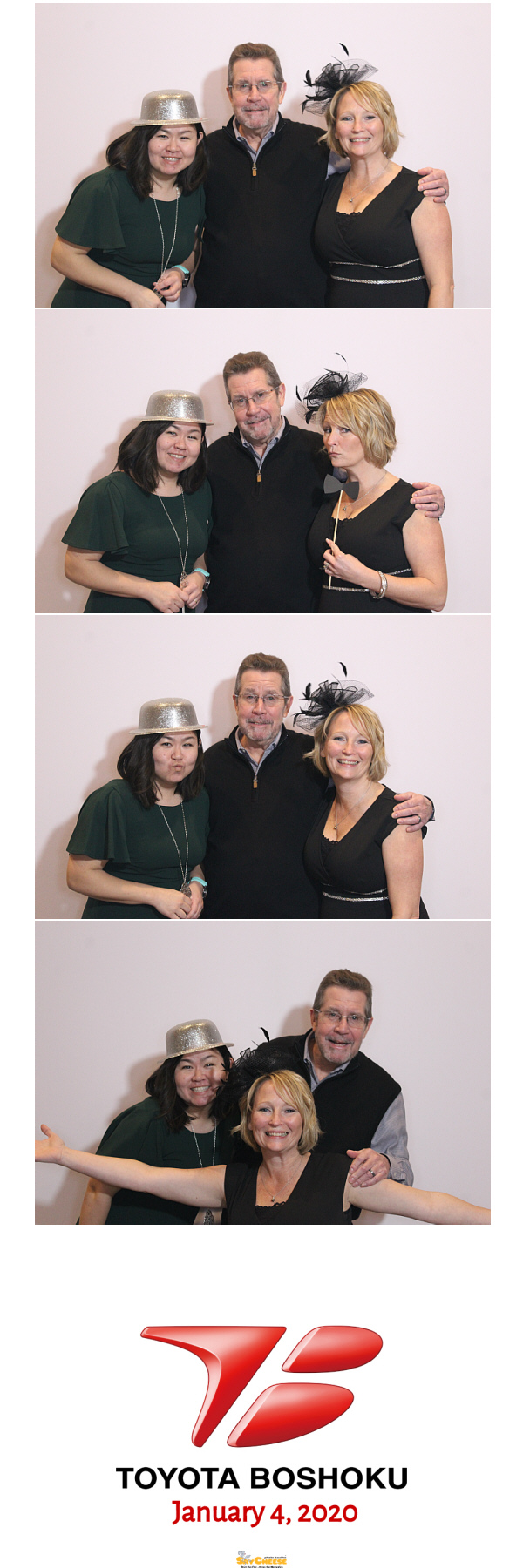 Toyota Boshoku Holiday Party  | View more photos from the event at gallery.saycheesephotobooth.com/u/SayCheesePhotoBooth/Toyota-Boshoku-Holiday-Party
