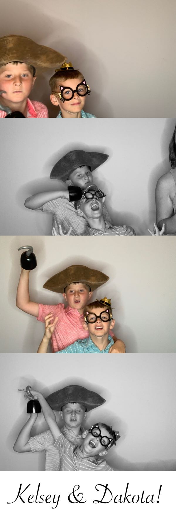 Roberts Wedding  | View more photos from the event at gallery.saycheesephotobooth.com/u/SayCheesePhotoBooth/Roberts-Wedding
