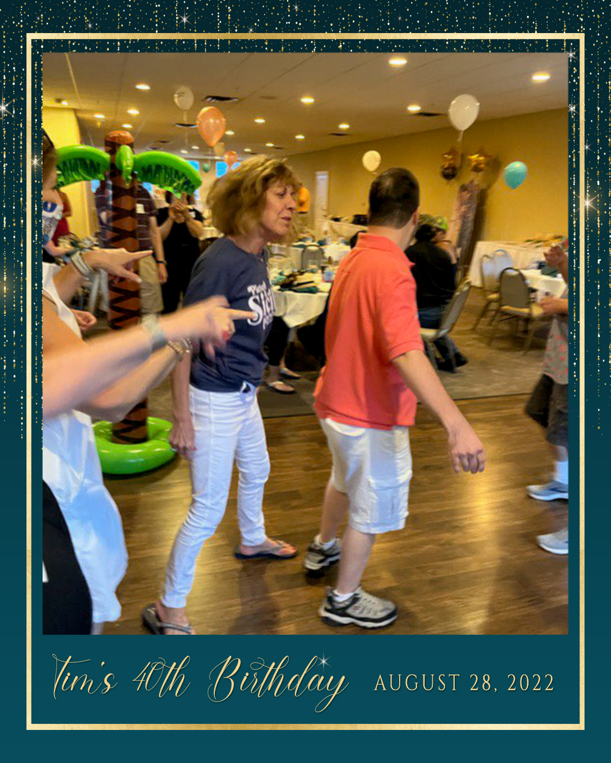 Tim's 40th Birthday! | View more photos from the event at gallery.saycheesephotobooth.com/u/SayCheesePhotoBooth/Tims-40th-Birthday