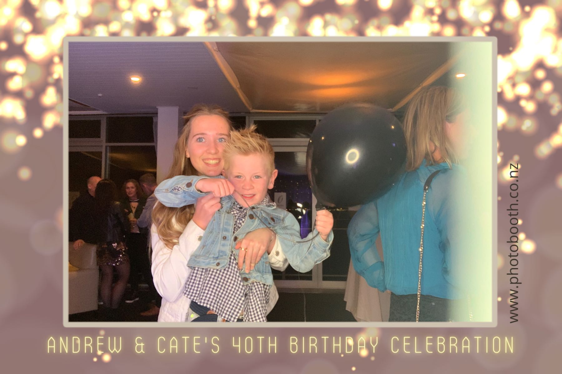 Andrew & Cate's 40th Birthday | View more photos from the event at gallery.photobooth.co.nz/u/SelfieCentral/Andrew-Cates-40th-Birthday