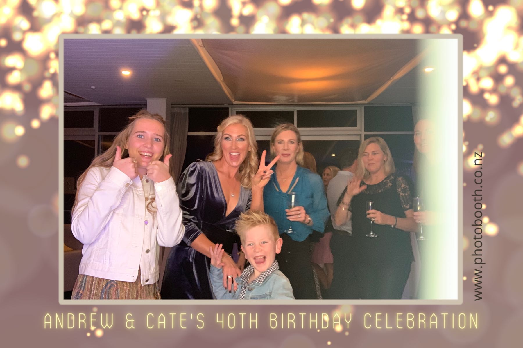 Andrew & Cate's 40th Birthday | View more photos from the event at gallery.photobooth.co.nz/u/SelfieCentral/Andrew-Cates-40th-Birthday