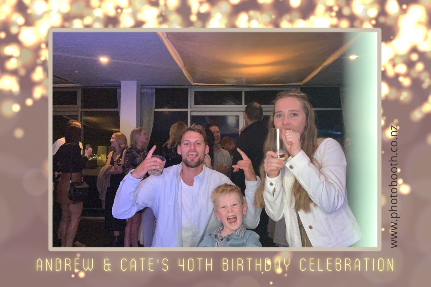 Andrew & Cate's 40th Birthday | View more photos from the event at gallery.photobooth.co.nz/u/SelfieCentral/Andrew-Cates-40th-Birthday