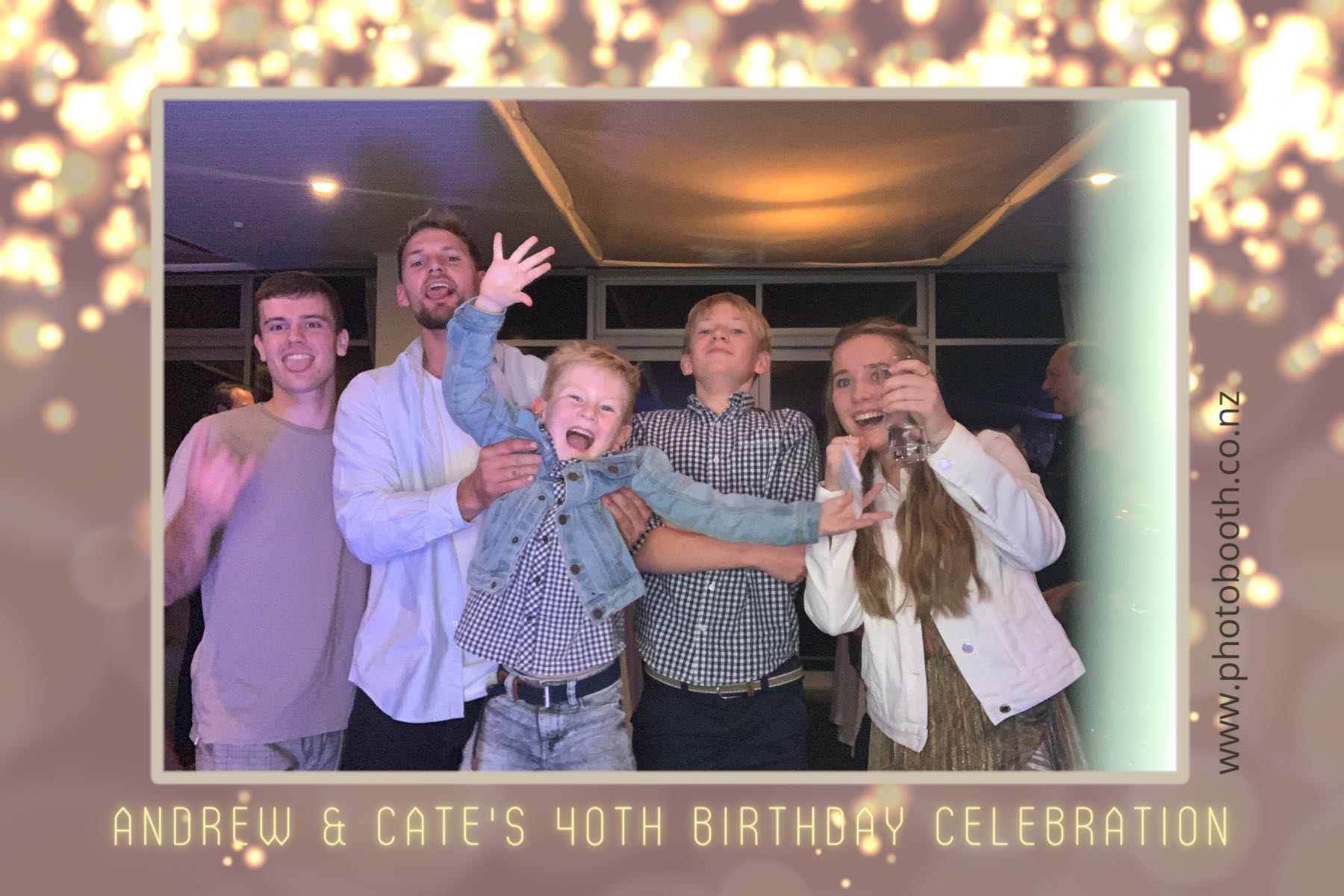 Andrew & Cate's 40th Birthday | View more photos from the event at gallery.photobooth.co.nz/u/SelfieCentral/Andrew-Cates-40th-Birthday