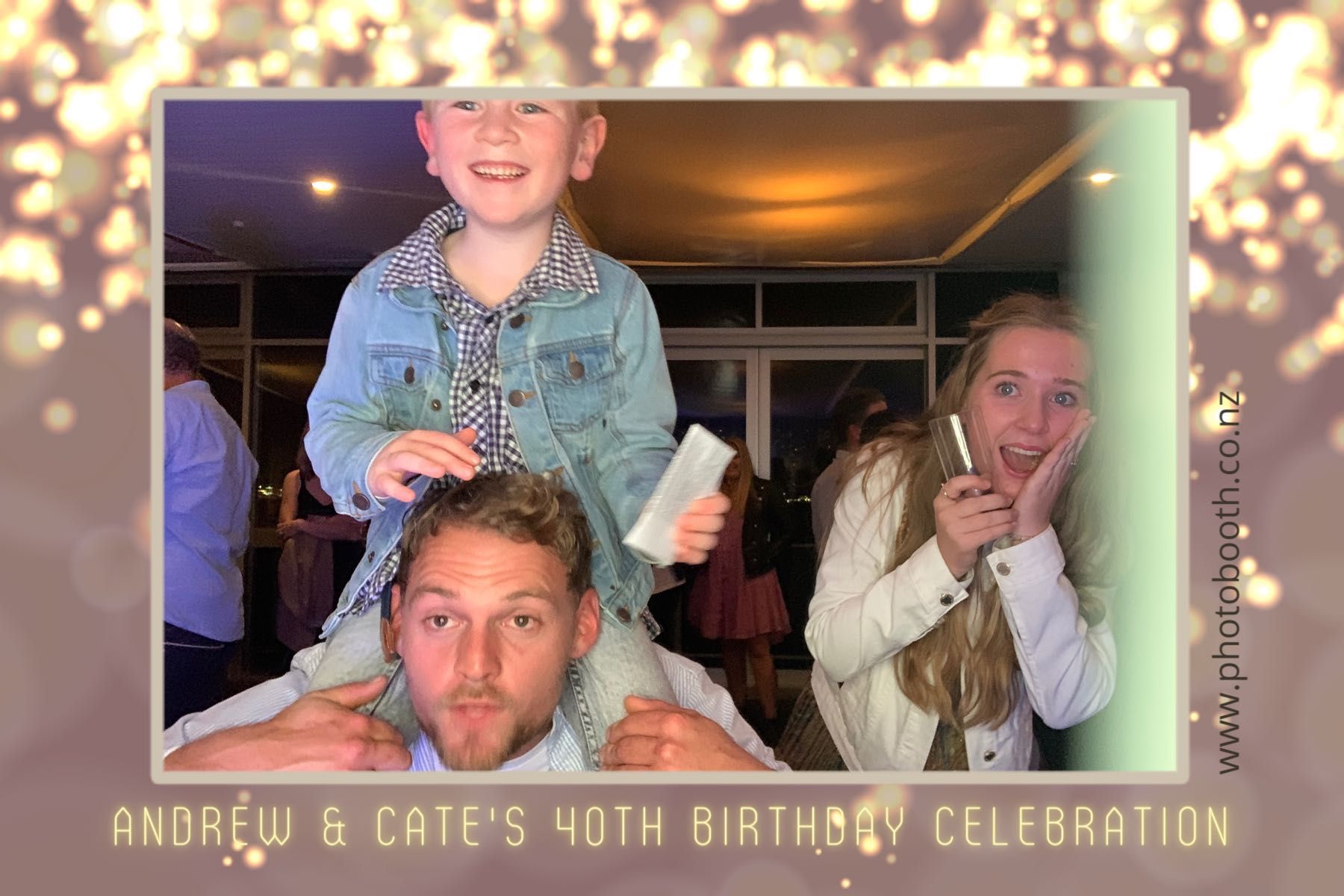 Andrew & Cate's 40th Birthday | View more photos from the event at gallery.photobooth.co.nz/u/SelfieCentral/Andrew-Cates-40th-Birthday
