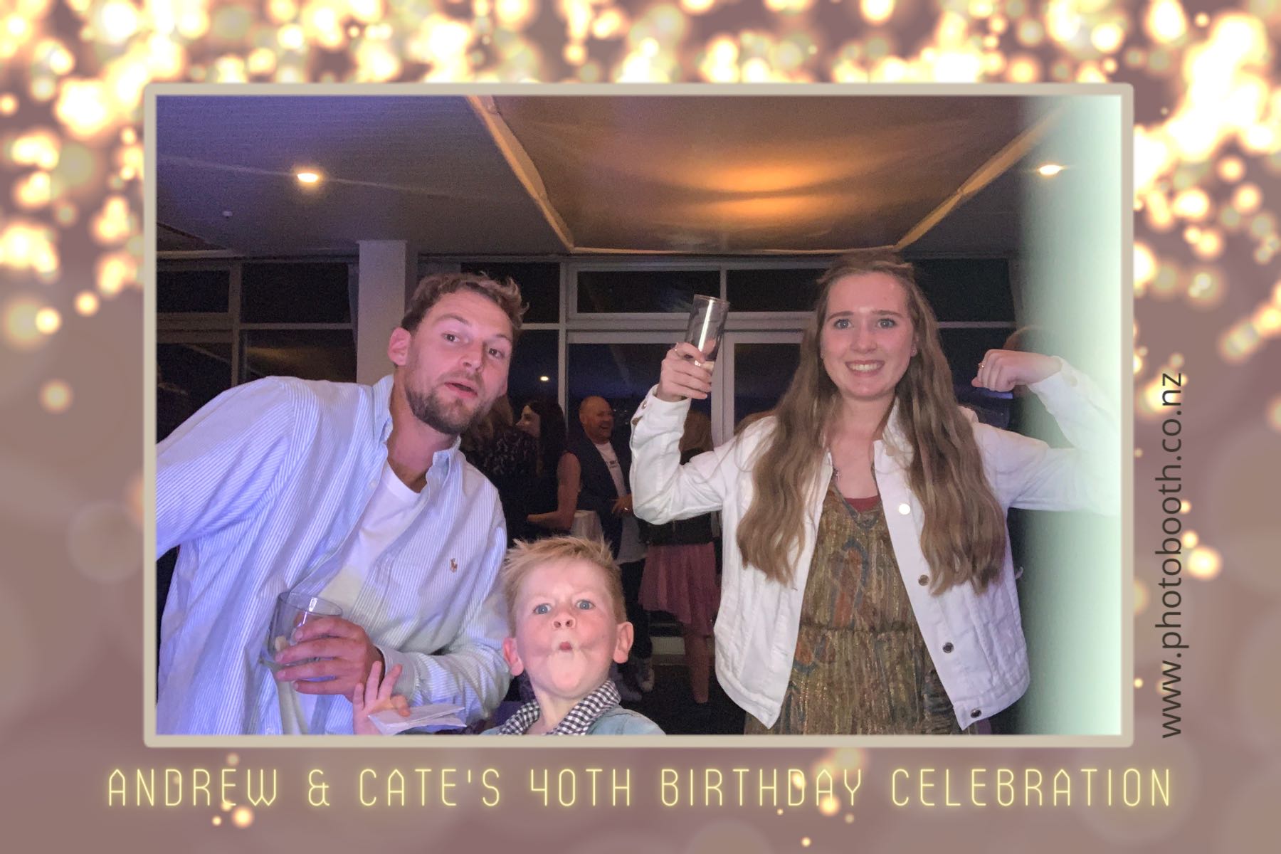 Andrew & Cate's 40th Birthday | View more photos from the event at gallery.photobooth.co.nz/u/SelfieCentral/Andrew-Cates-40th-Birthday