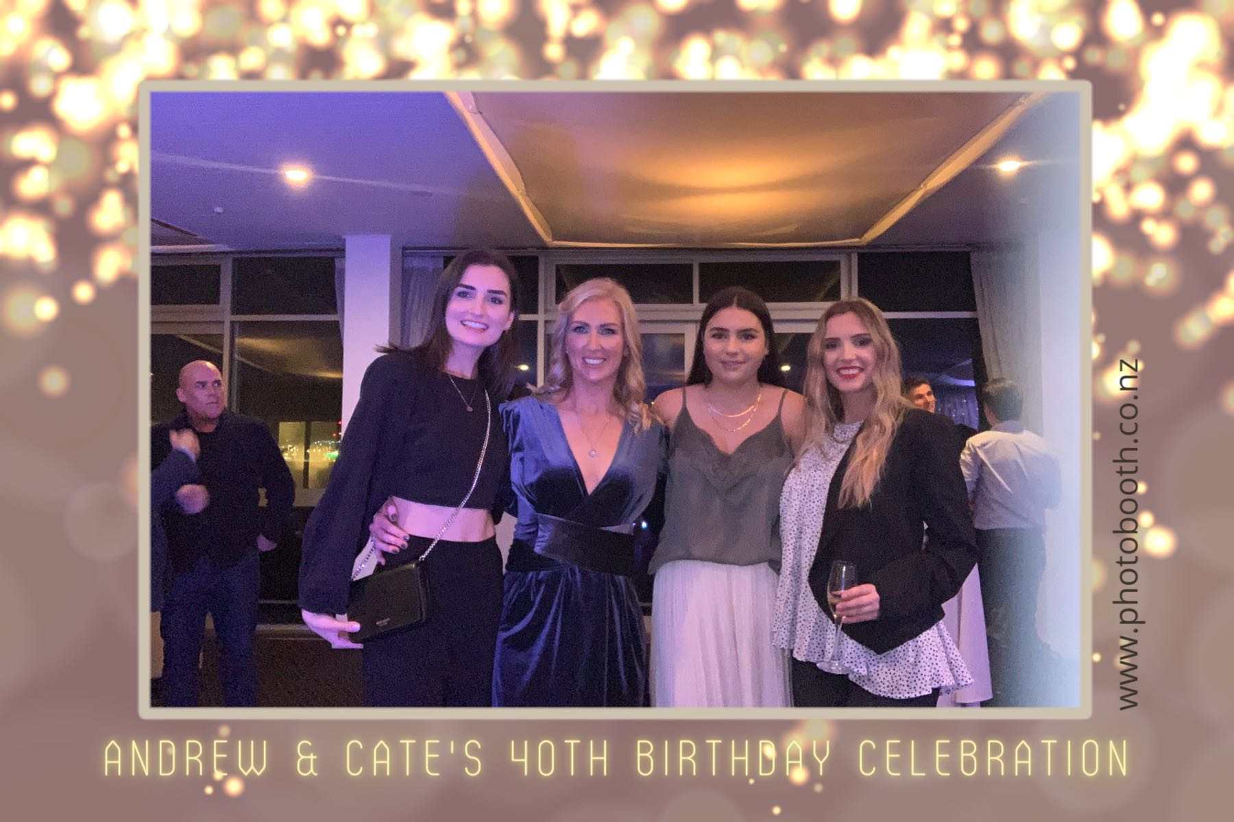 Andrew & Cate's 40th Birthday | View more photos from the event at gallery.photobooth.co.nz/u/SelfieCentral/Andrew-Cates-40th-Birthday