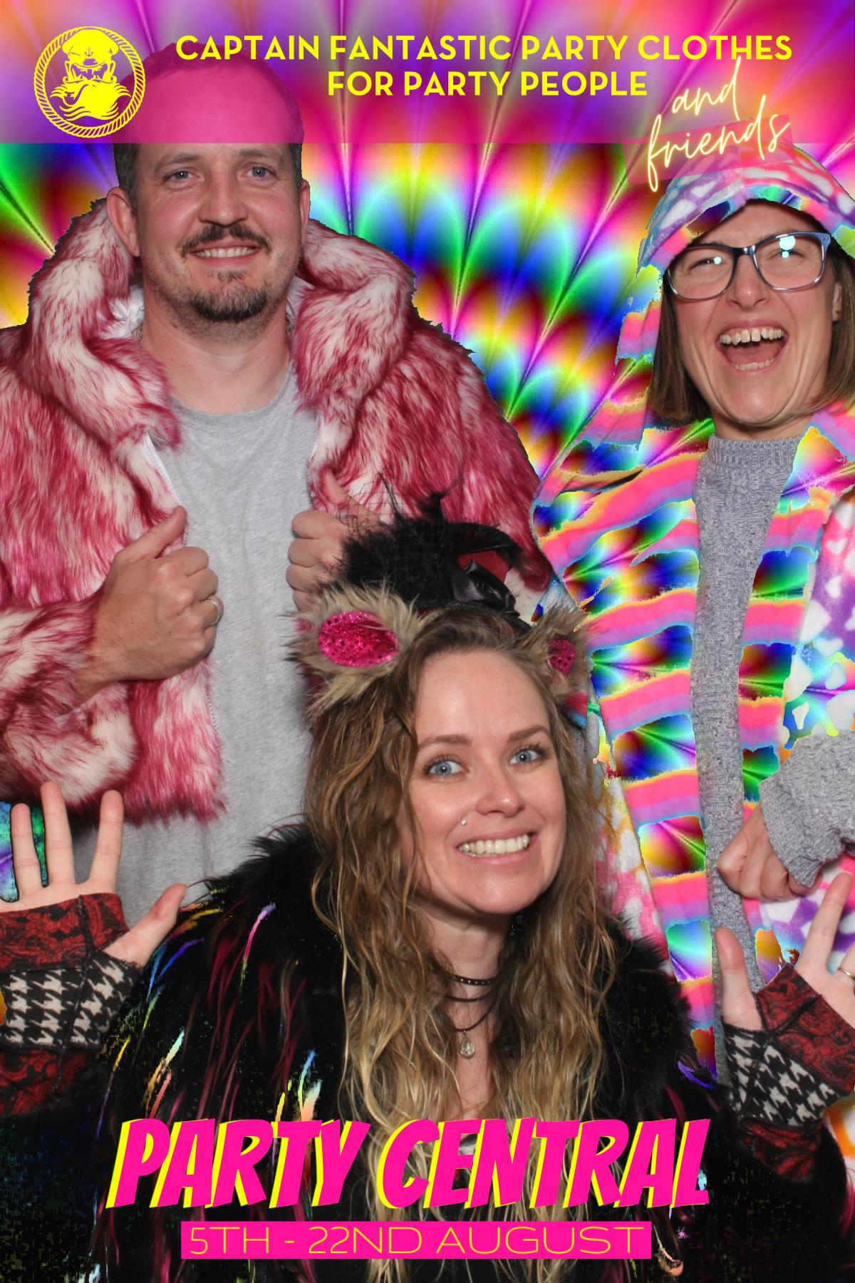 Captain Fantastic Pop up shop | View more photos from the event at gallery.photobooth.co.nz/u/SelfieCentral/Captain-Fantastic-Pop-up-shop