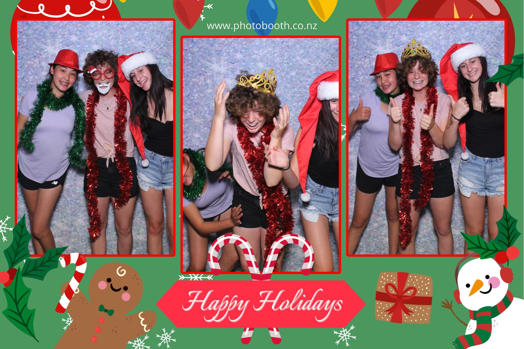 End of Year Party | View more photos from the event at gallery.photobooth.co.nz/u/SelfieCentral/End-of-Year-Party