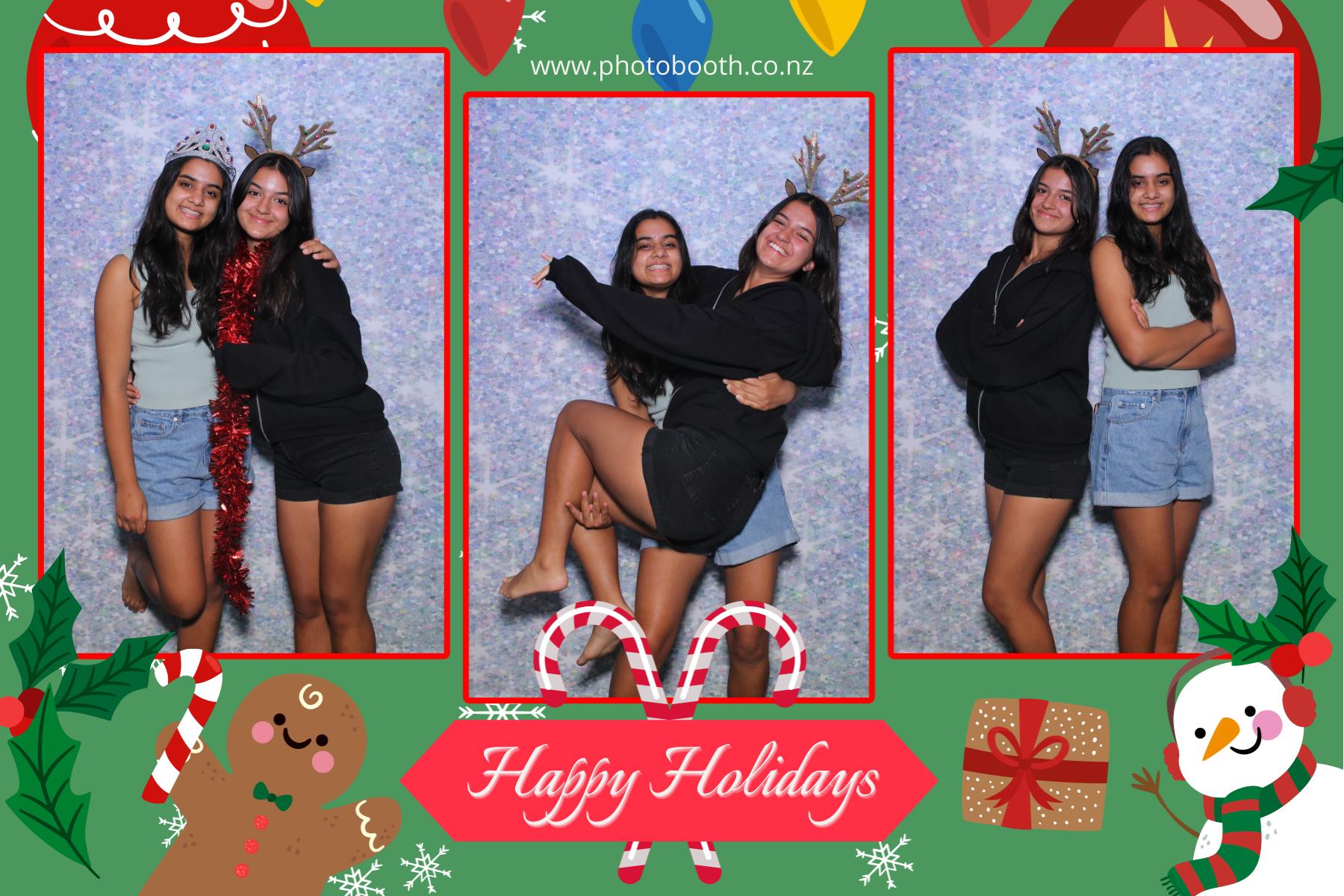 End of Year Party | View more photos from the event at gallery.photobooth.co.nz/u/SelfieCentral/End-of-Year-Party