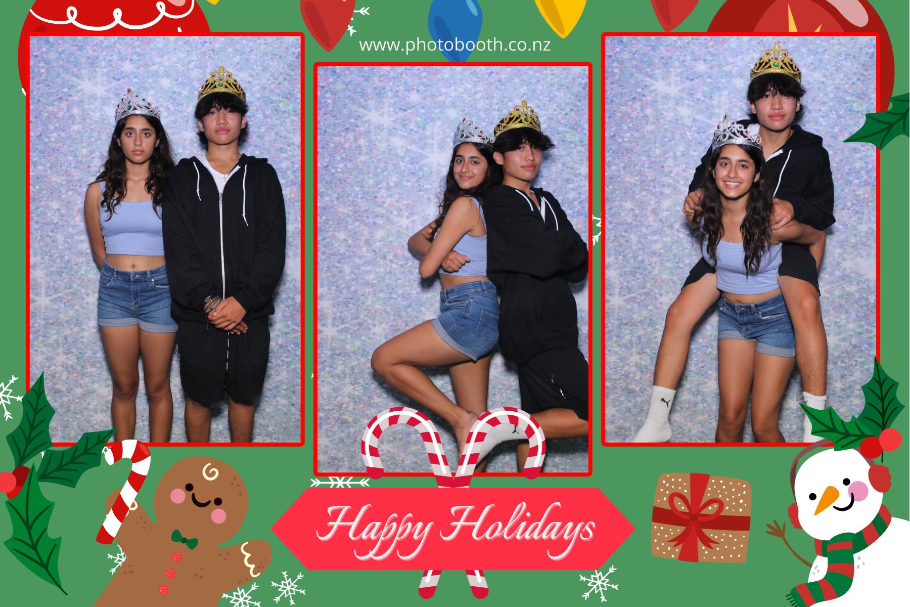 End of Year Party | View more photos from the event at gallery.photobooth.co.nz/u/SelfieCentral/End-of-Year-Party