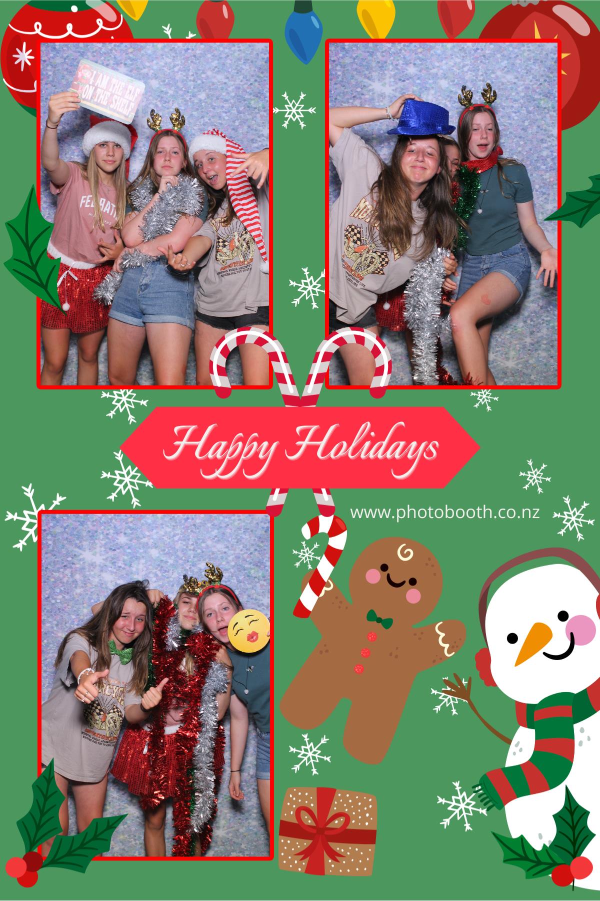 End of Year Party | View more photos from the event at gallery.photobooth.co.nz/u/SelfieCentral/End-of-Year-Party