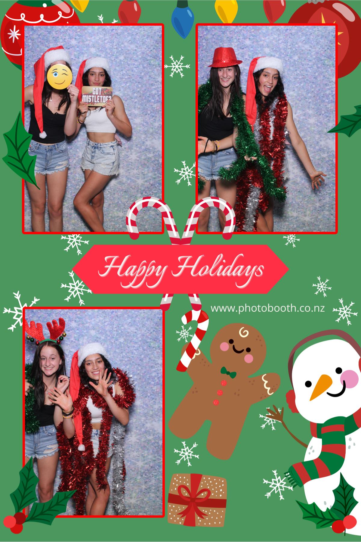 End of Year Party | View more photos from the event at gallery.photobooth.co.nz/u/SelfieCentral/End-of-Year-Party