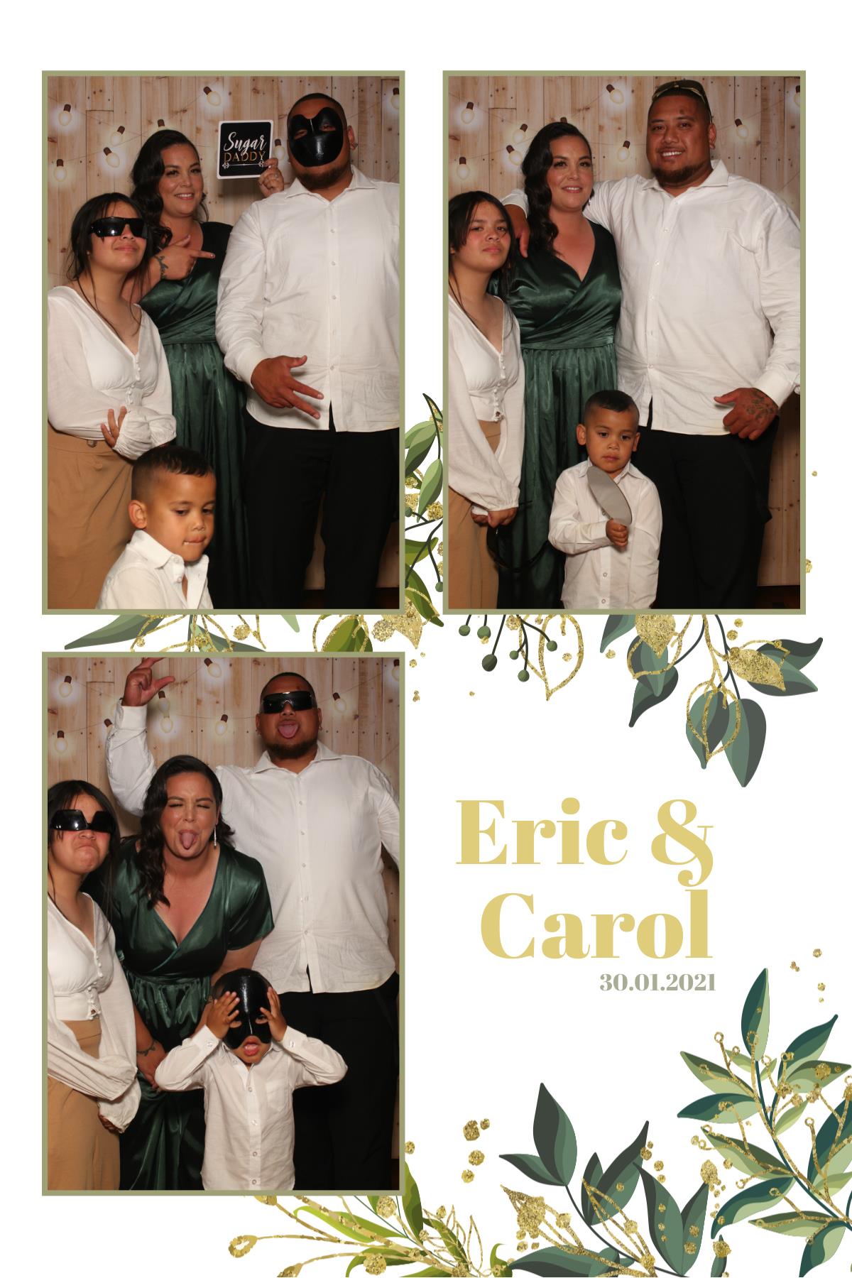 Eric & Carol's wedding | View more photos from the event at gallery.photobooth.co.nz/u/SelfieCentral/Eric-Carols-wedding