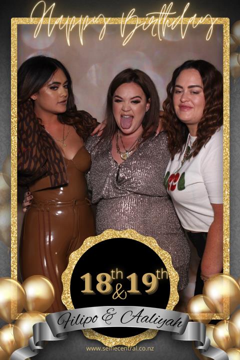 Filipo & Aaliyah's Birthday Party | View more photos from the event at gallery.photobooth.co.nz/u/SelfieCentral/Filipo-Aaliyahs-Birthday-Party