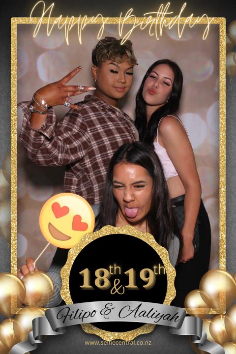 Filipo & Aaliyah's Birthday Party | View more photos from the event at gallery.photobooth.co.nz/u/SelfieCentral/Filipo-Aaliyahs-Birthday-Party