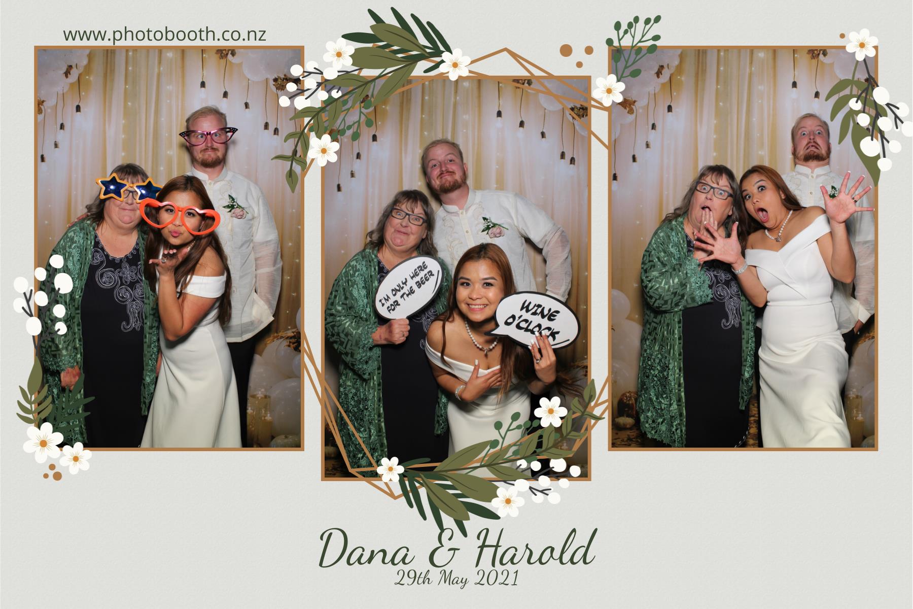 Harold & Dana's wedding | View more photos from the event at gallery.photobooth.co.nz/u/SelfieCentral/Harold-Danas-wedding