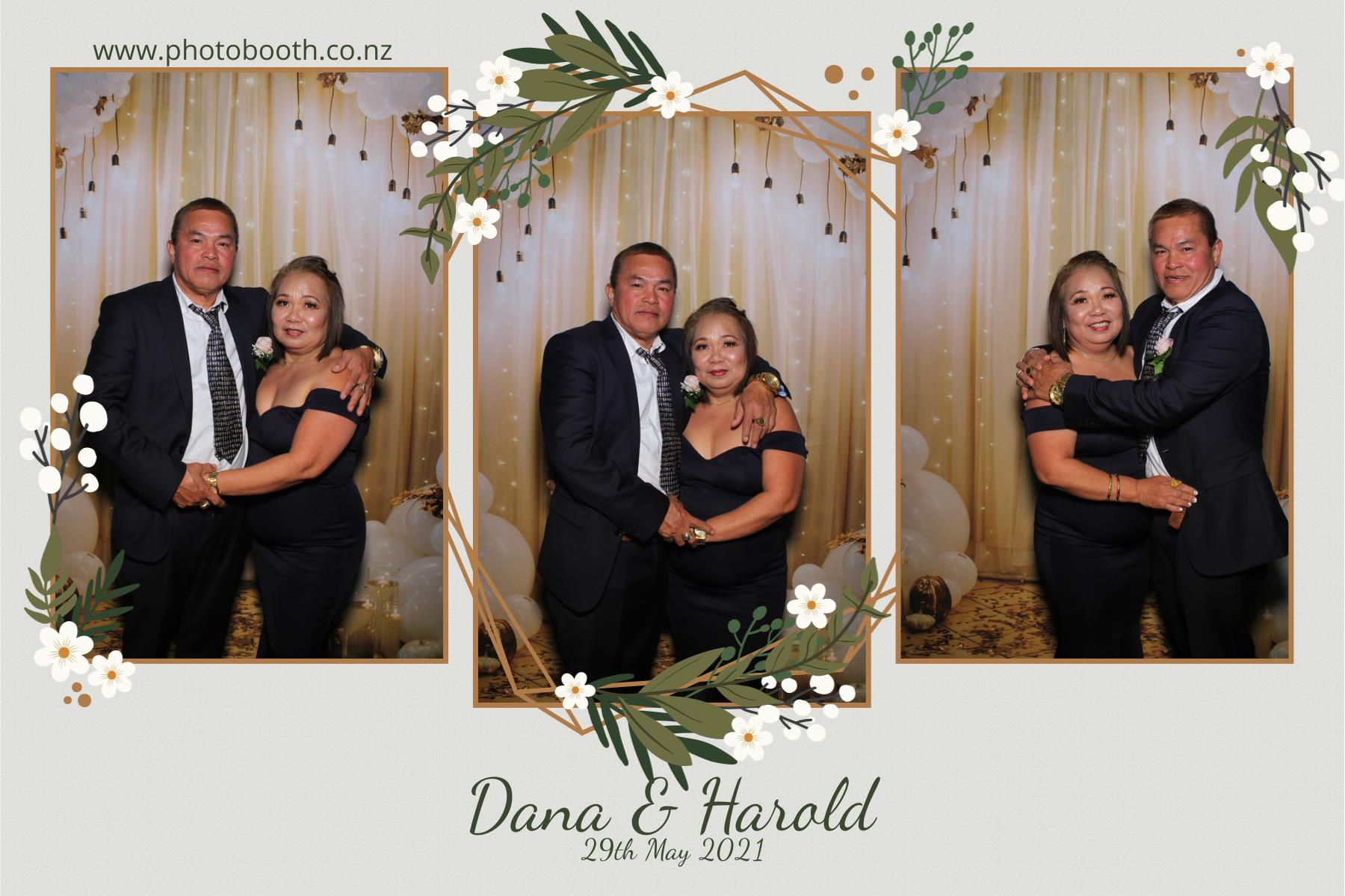 Harold & Dana's wedding | View more photos from the event at gallery.photobooth.co.nz/u/SelfieCentral/Harold-Danas-wedding