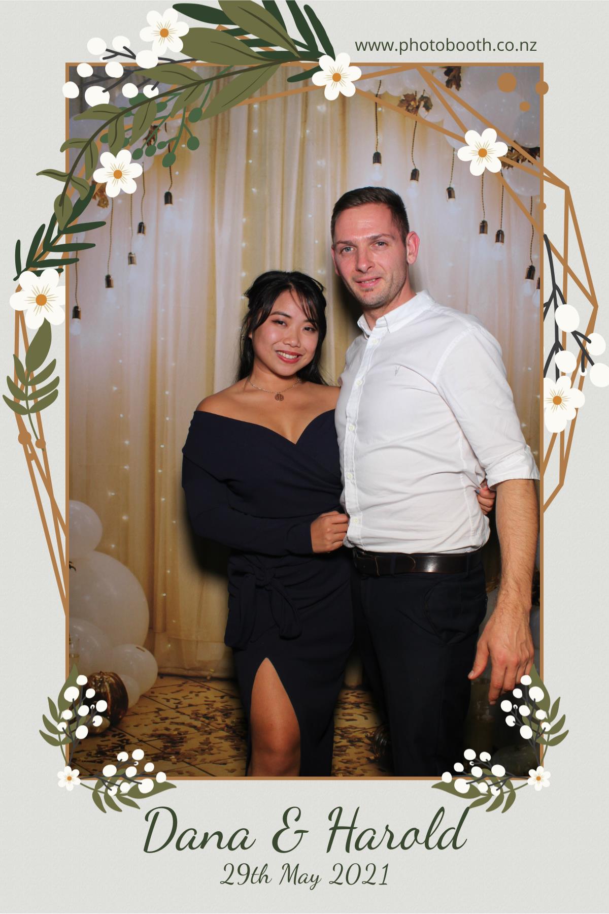 Harold & Dana's wedding | View more photos from the event at gallery.photobooth.co.nz/u/SelfieCentral/Harold-Danas-wedding