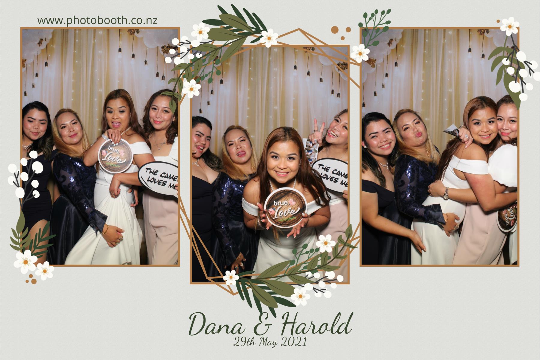 Harold & Dana's wedding | View more photos from the event at gallery.photobooth.co.nz/u/SelfieCentral/Harold-Danas-wedding