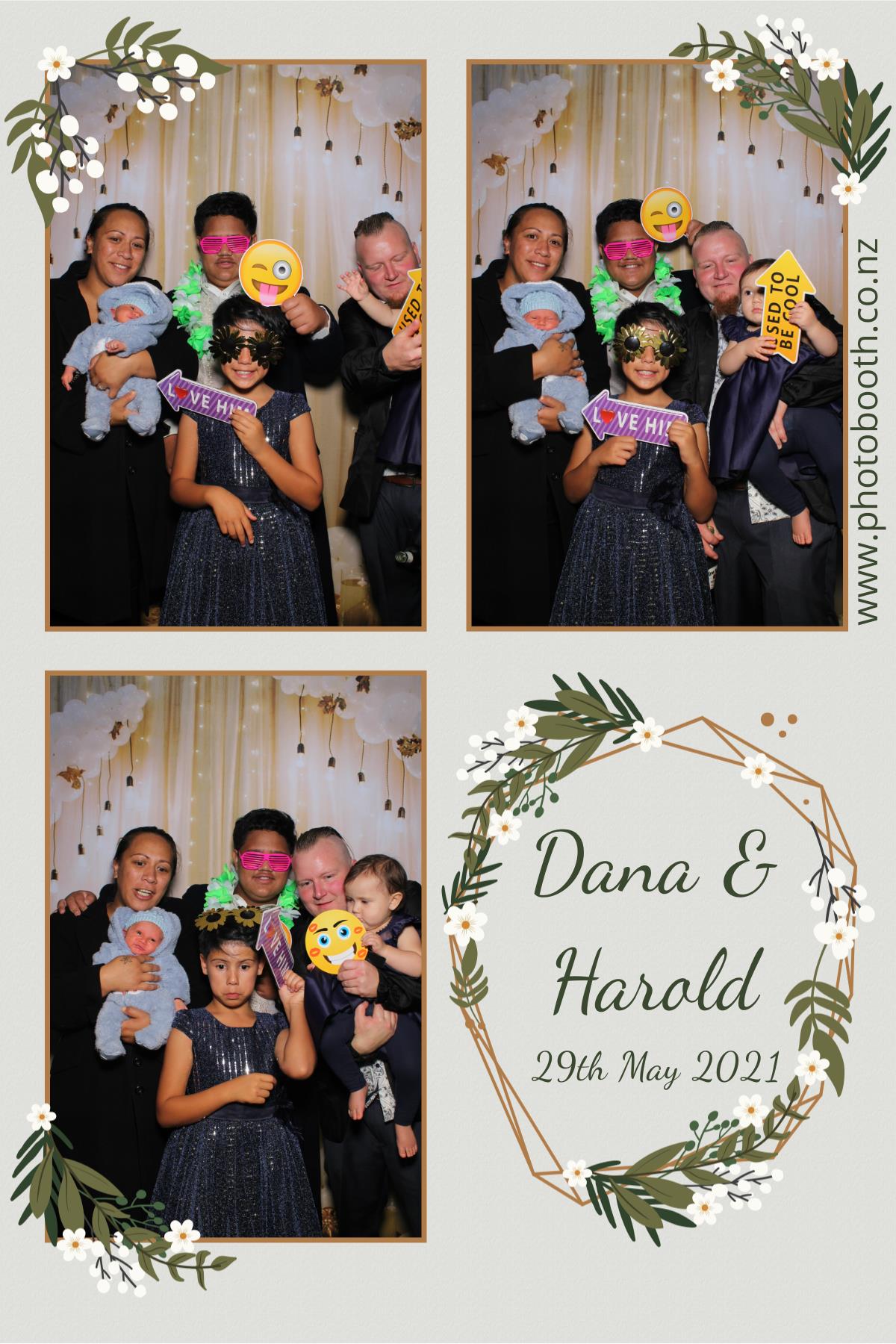 Harold & Dana's wedding | View more photos from the event at gallery.photobooth.co.nz/u/SelfieCentral/Harold-Danas-wedding