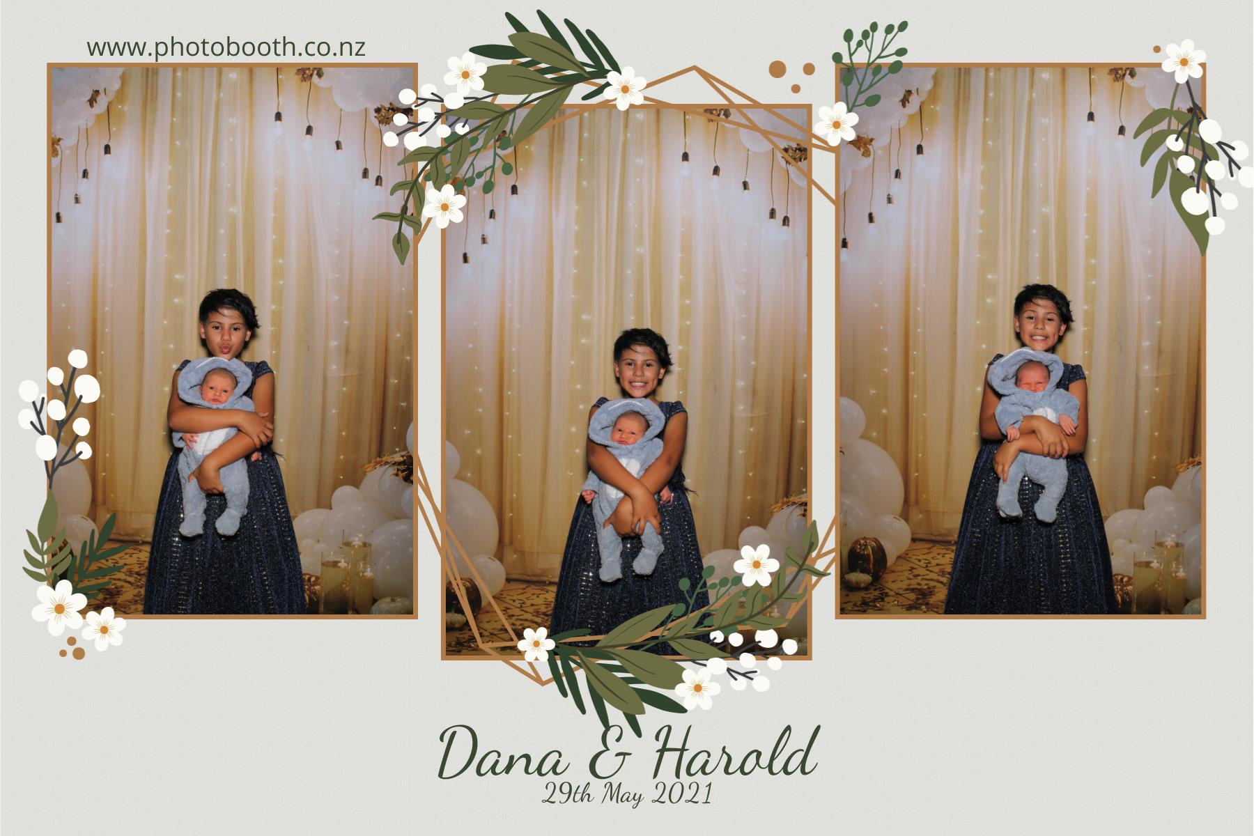 Harold & Dana's wedding | View more photos from the event at gallery.photobooth.co.nz/u/SelfieCentral/Harold-Danas-wedding