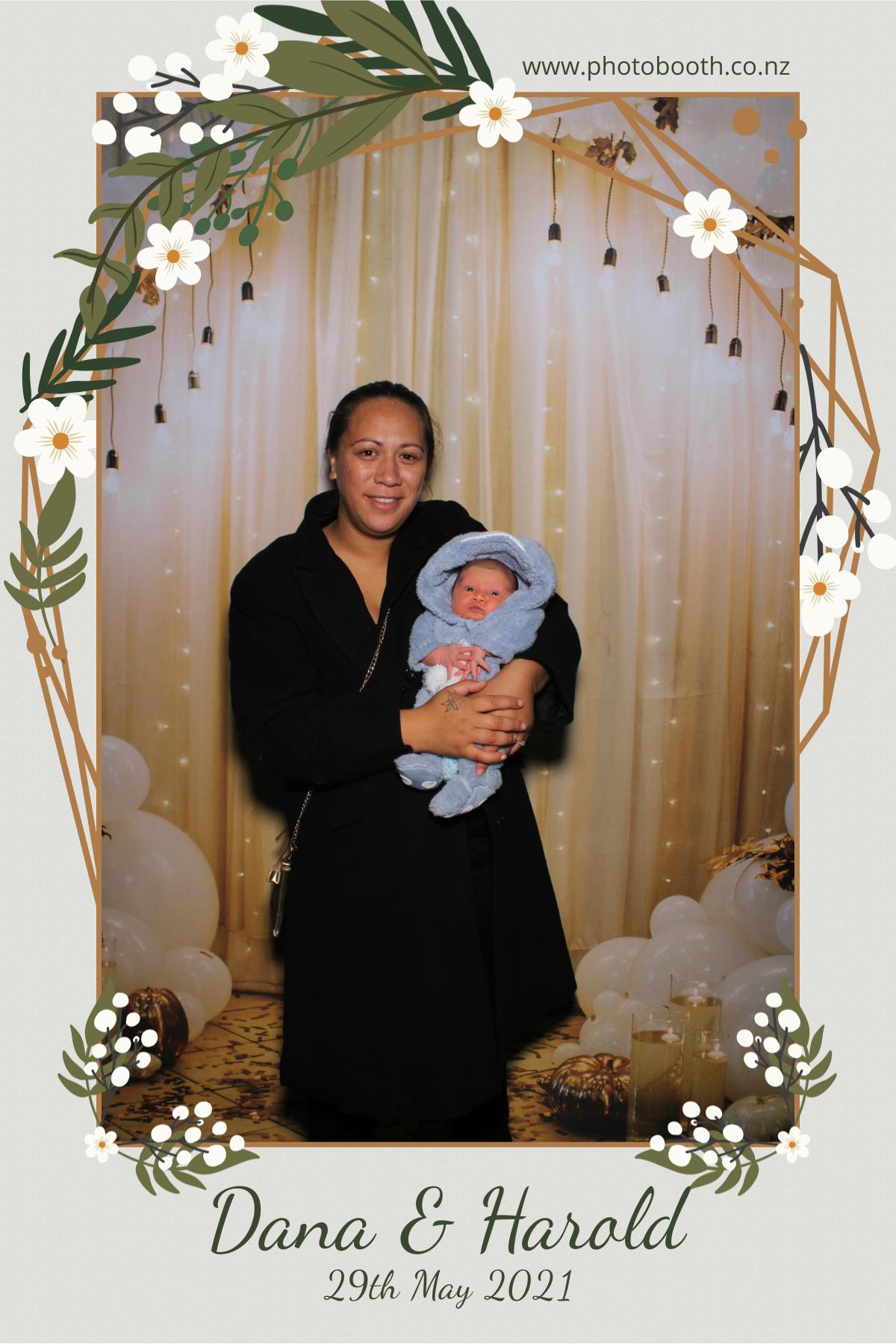 Harold & Dana's wedding | View more photos from the event at gallery.photobooth.co.nz/u/SelfieCentral/Harold-Danas-wedding