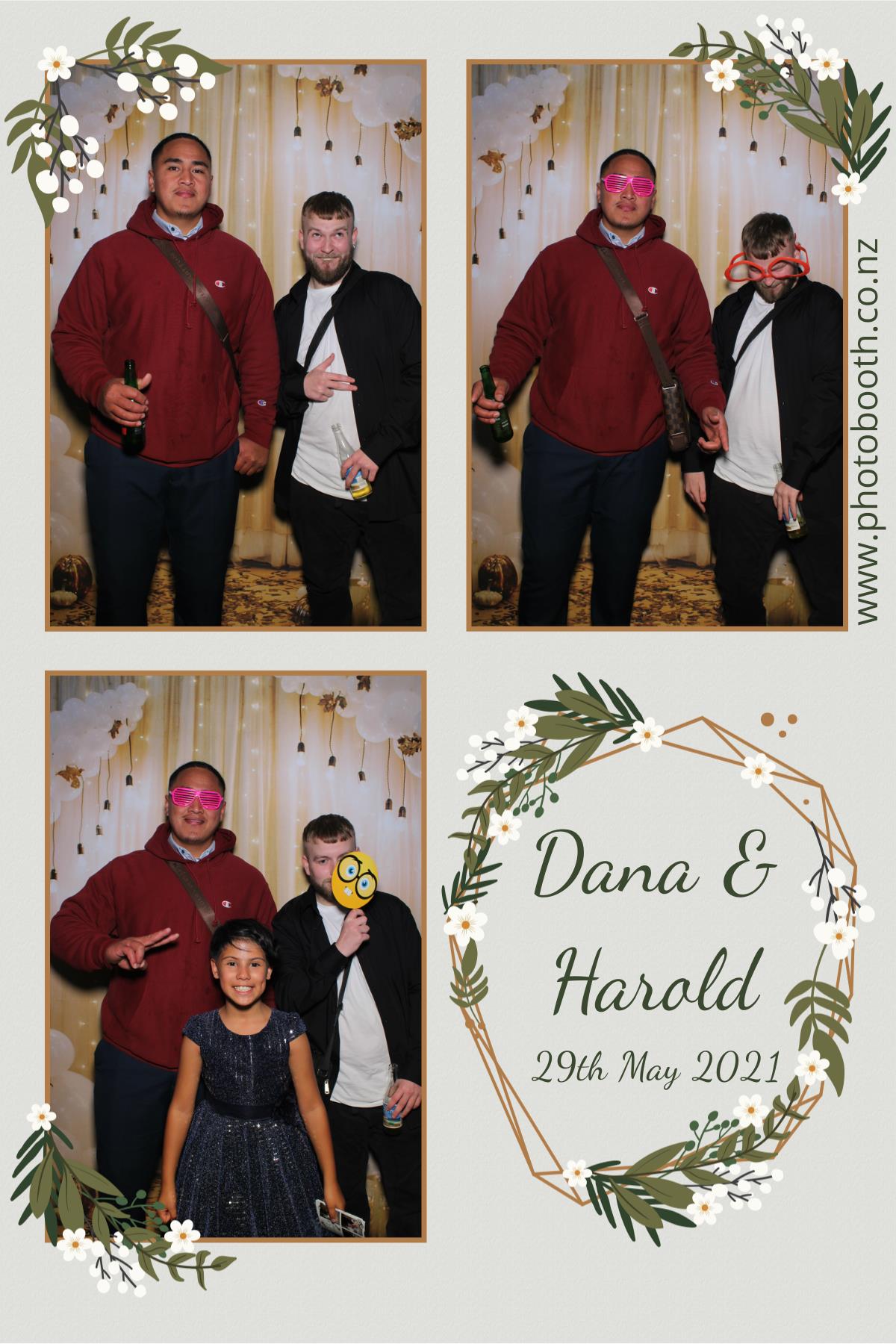 Harold & Dana's wedding | View more photos from the event at gallery.photobooth.co.nz/u/SelfieCentral/Harold-Danas-wedding