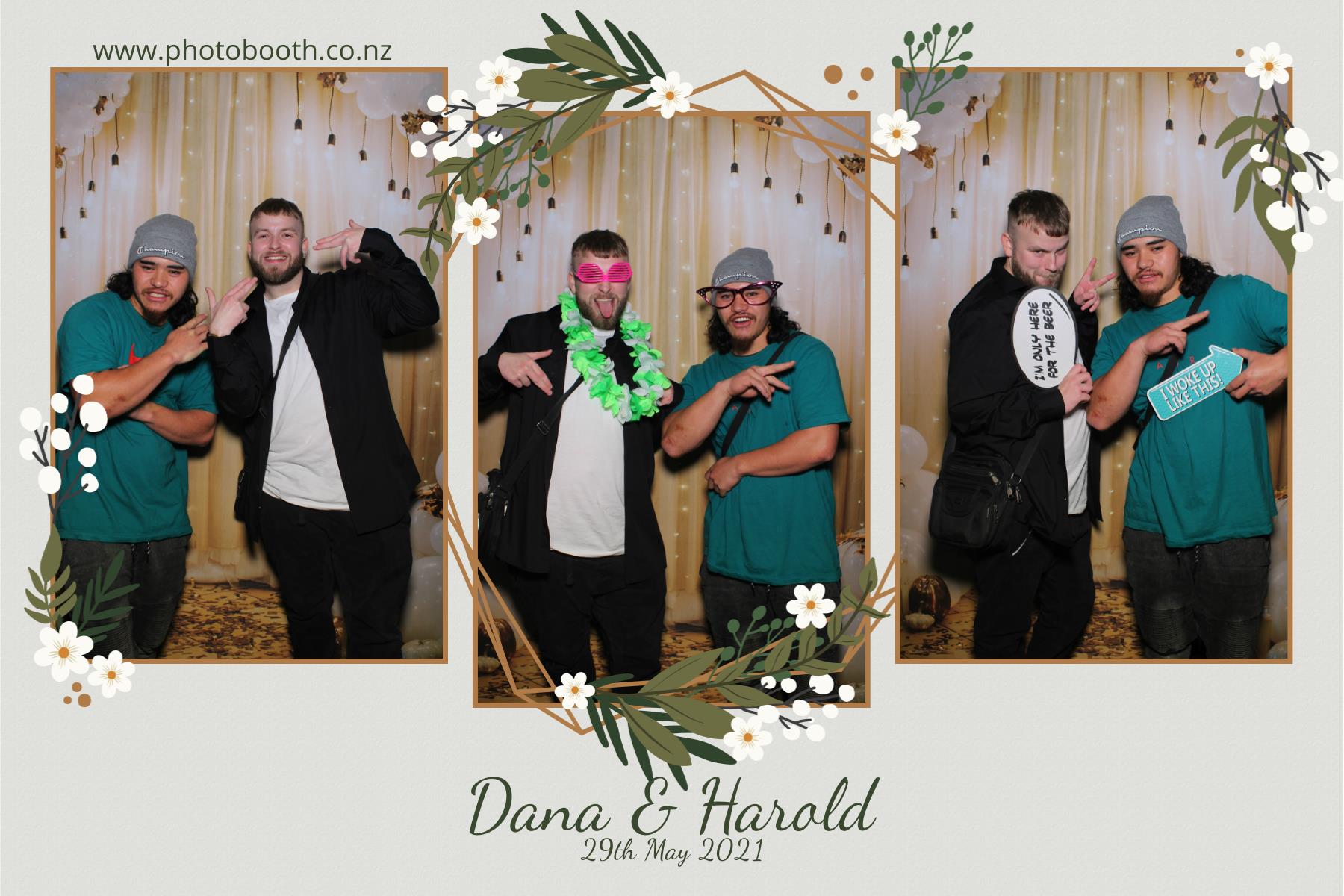 Harold & Dana's wedding | View more photos from the event at gallery.photobooth.co.nz/u/SelfieCentral/Harold-Danas-wedding