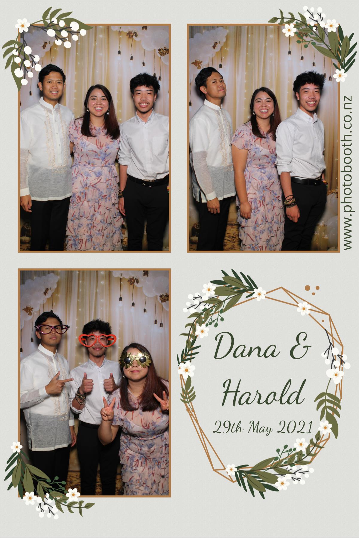 Harold & Dana's wedding | View more photos from the event at gallery.photobooth.co.nz/u/SelfieCentral/Harold-Danas-wedding