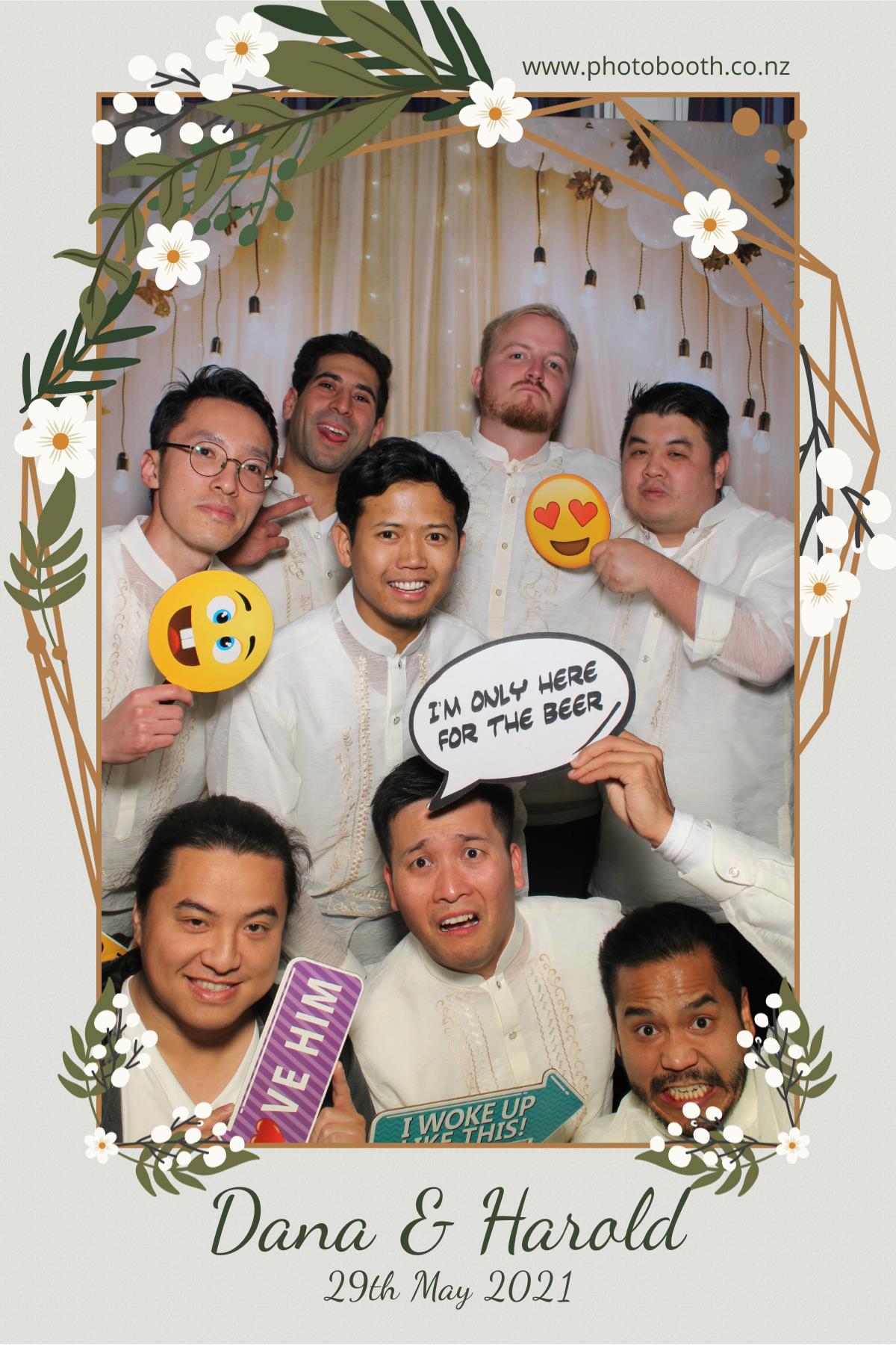 Harold & Dana's wedding | View more photos from the event at gallery.photobooth.co.nz/u/SelfieCentral/Harold-Danas-wedding