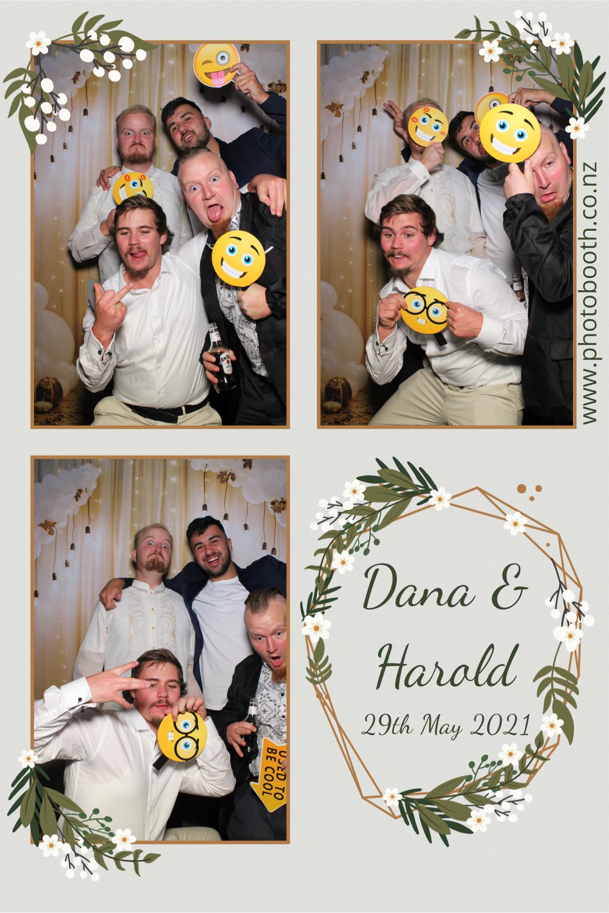 Harold & Dana's wedding | View more photos from the event at gallery.photobooth.co.nz/u/SelfieCentral/Harold-Danas-wedding