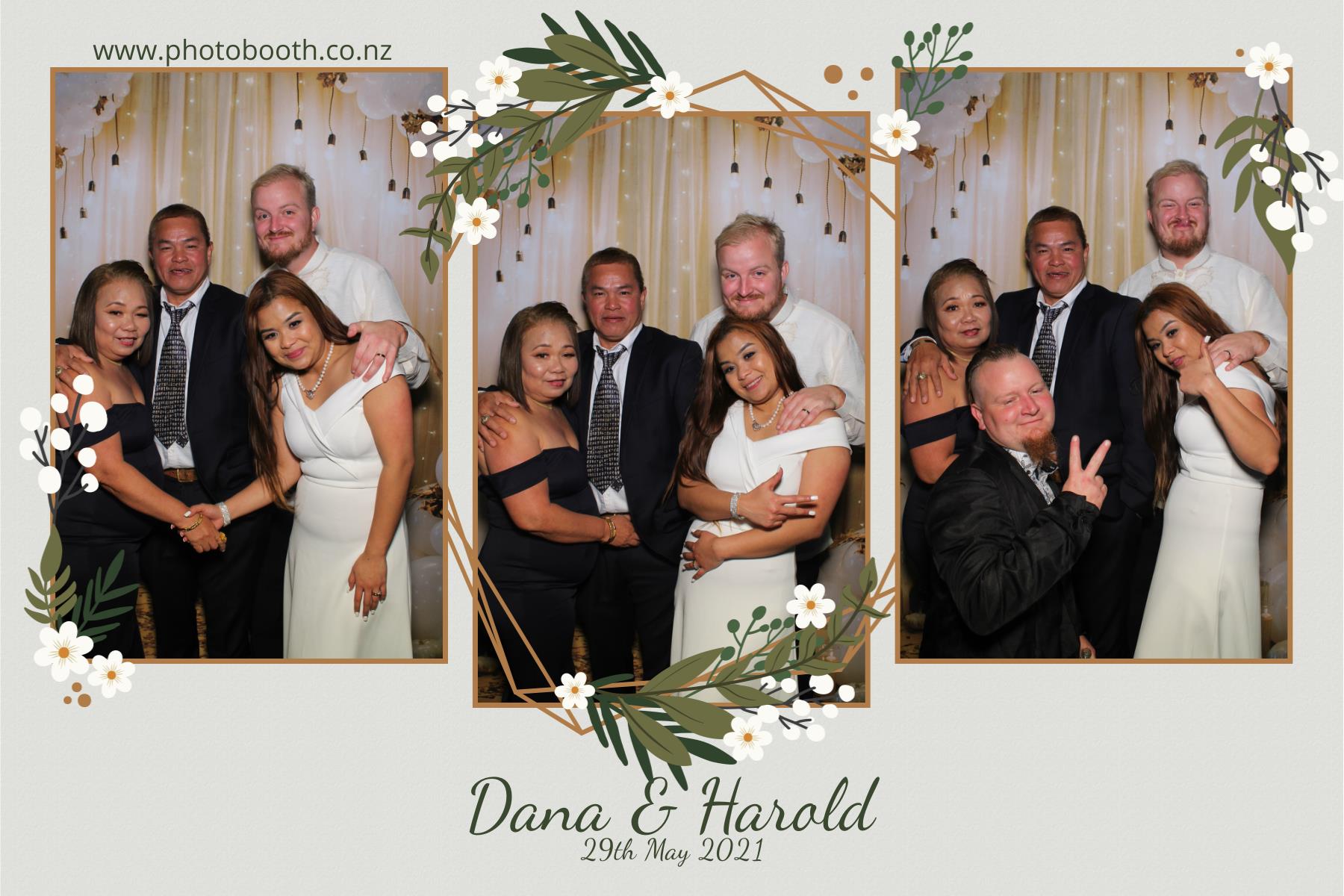 Harold & Dana's wedding | View more photos from the event at gallery.photobooth.co.nz/u/SelfieCentral/Harold-Danas-wedding