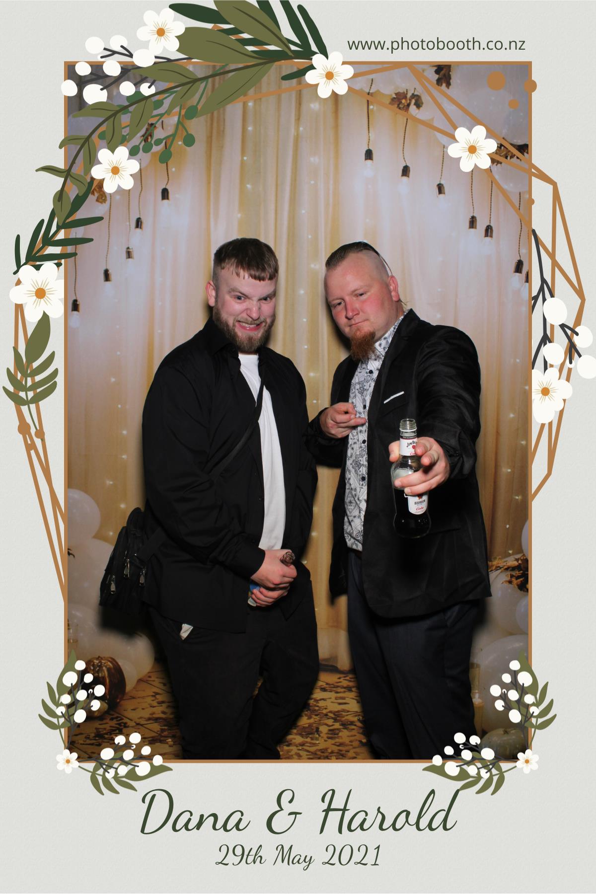 Harold & Dana's wedding | View more photos from the event at gallery.photobooth.co.nz/u/SelfieCentral/Harold-Danas-wedding