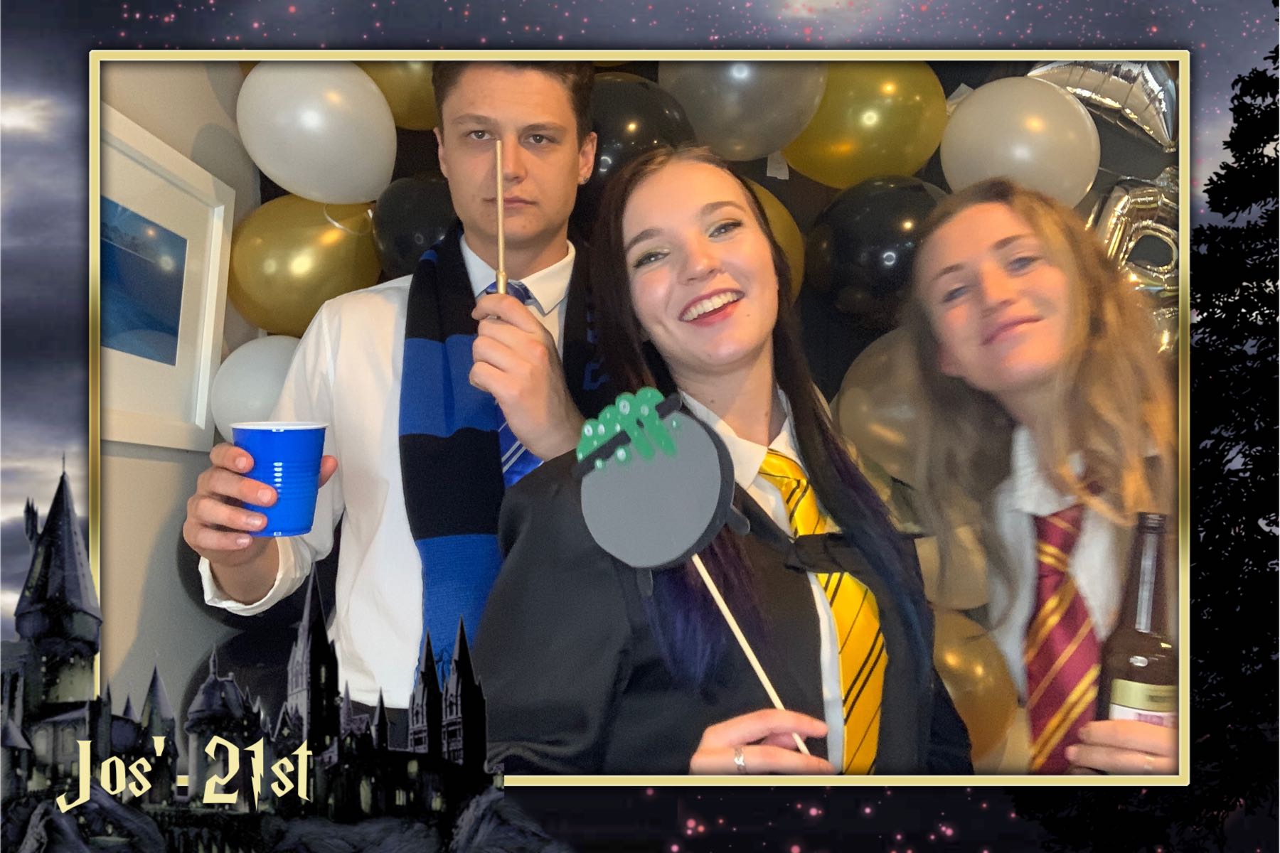 Jos is 21! | View more photos from the event at gallery.photobooth.co.nz/u/SelfieCentral/Jos-is-21